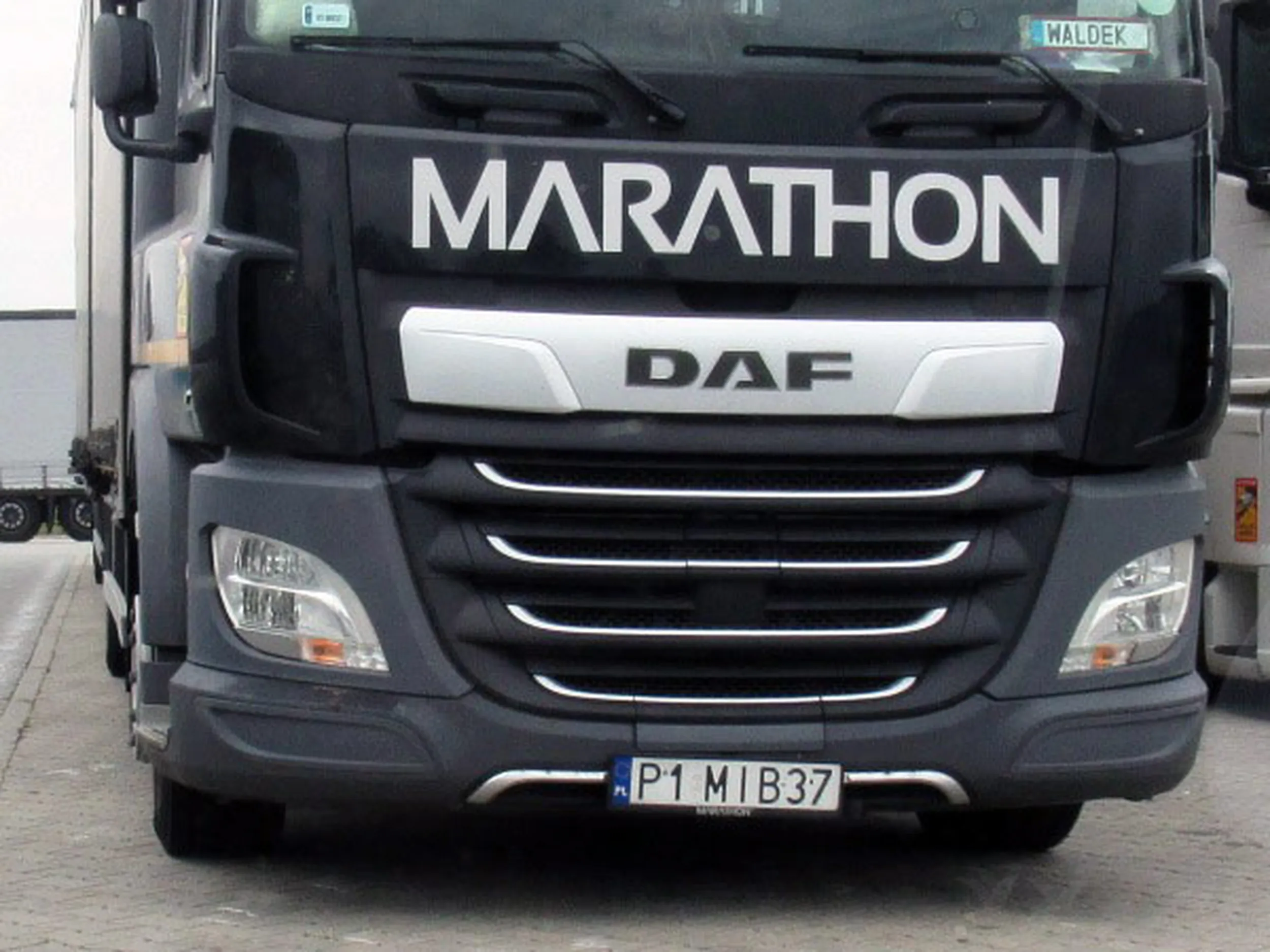 Fajny numer, blacha P1 MIB37