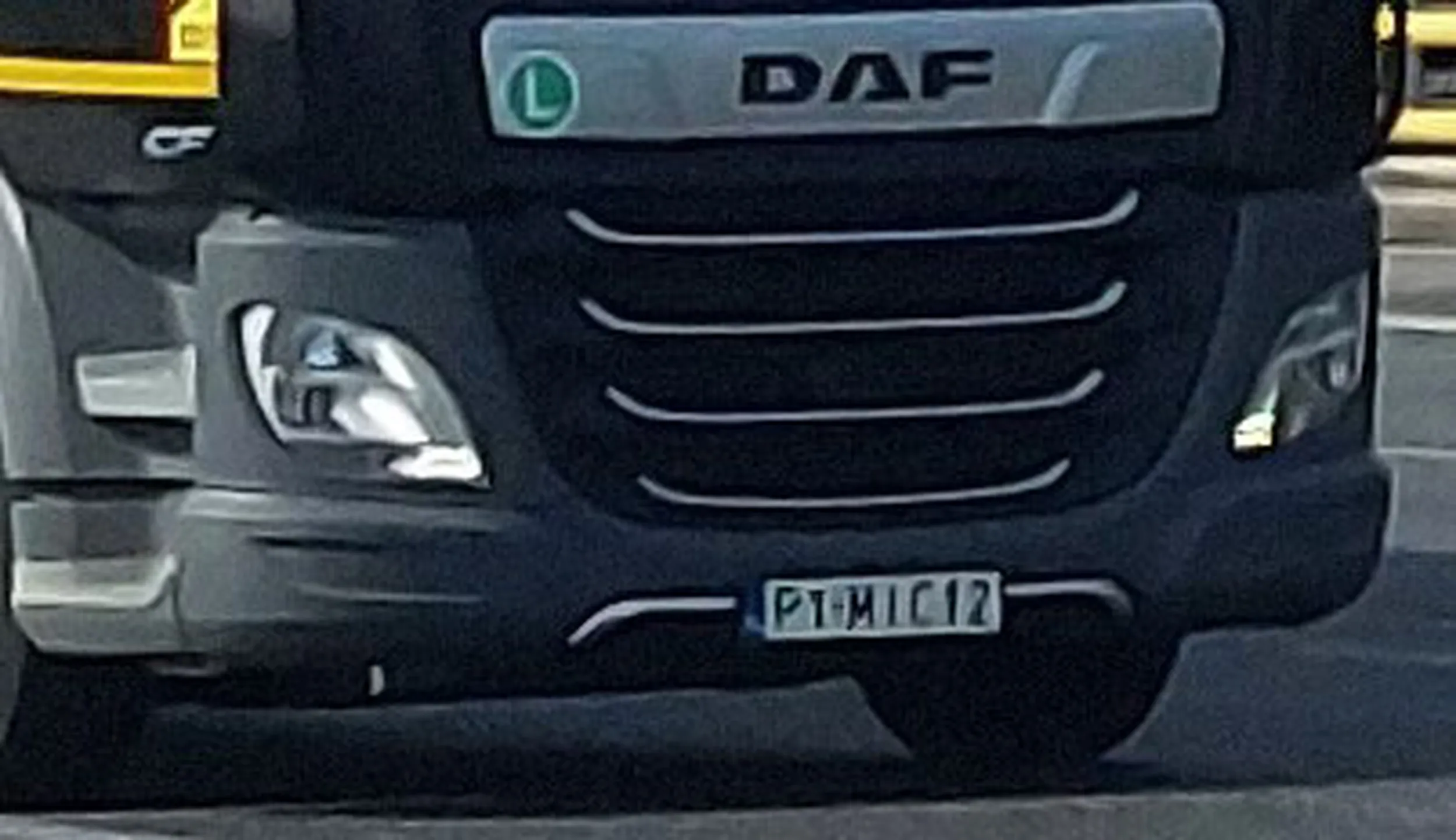 Fajny numer, blacha P1 MIC12