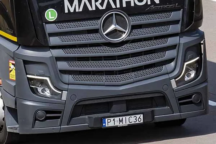 Fajny numer, blacha P1 MIC36