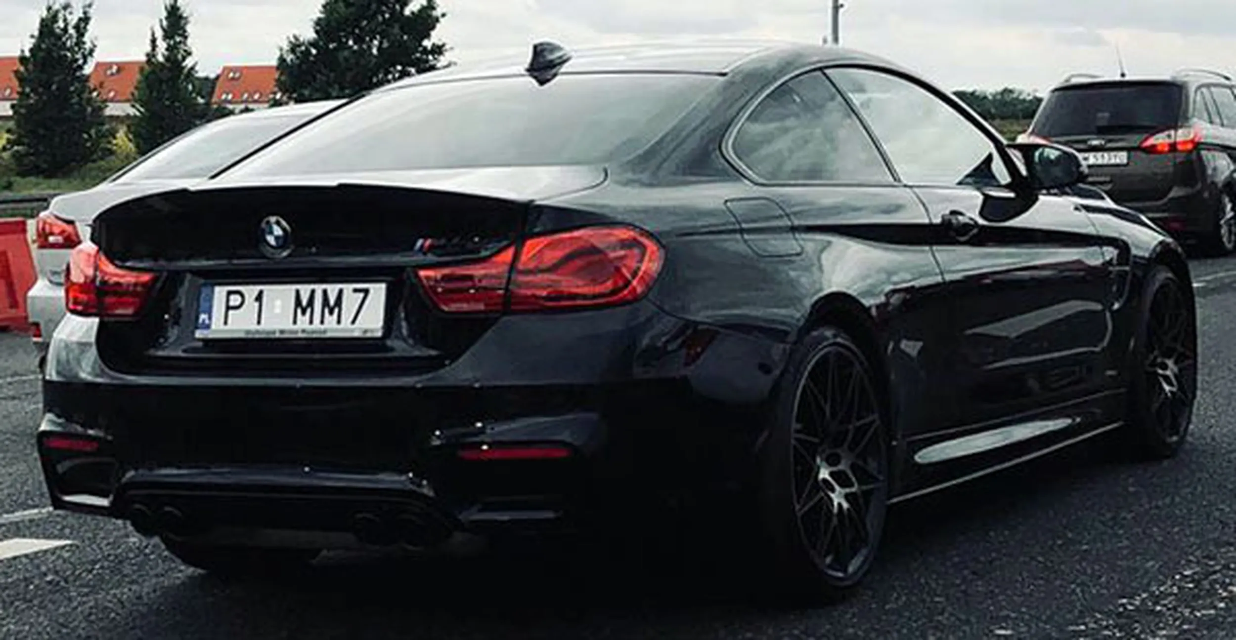 Fajny numer, blacha P1 MM7