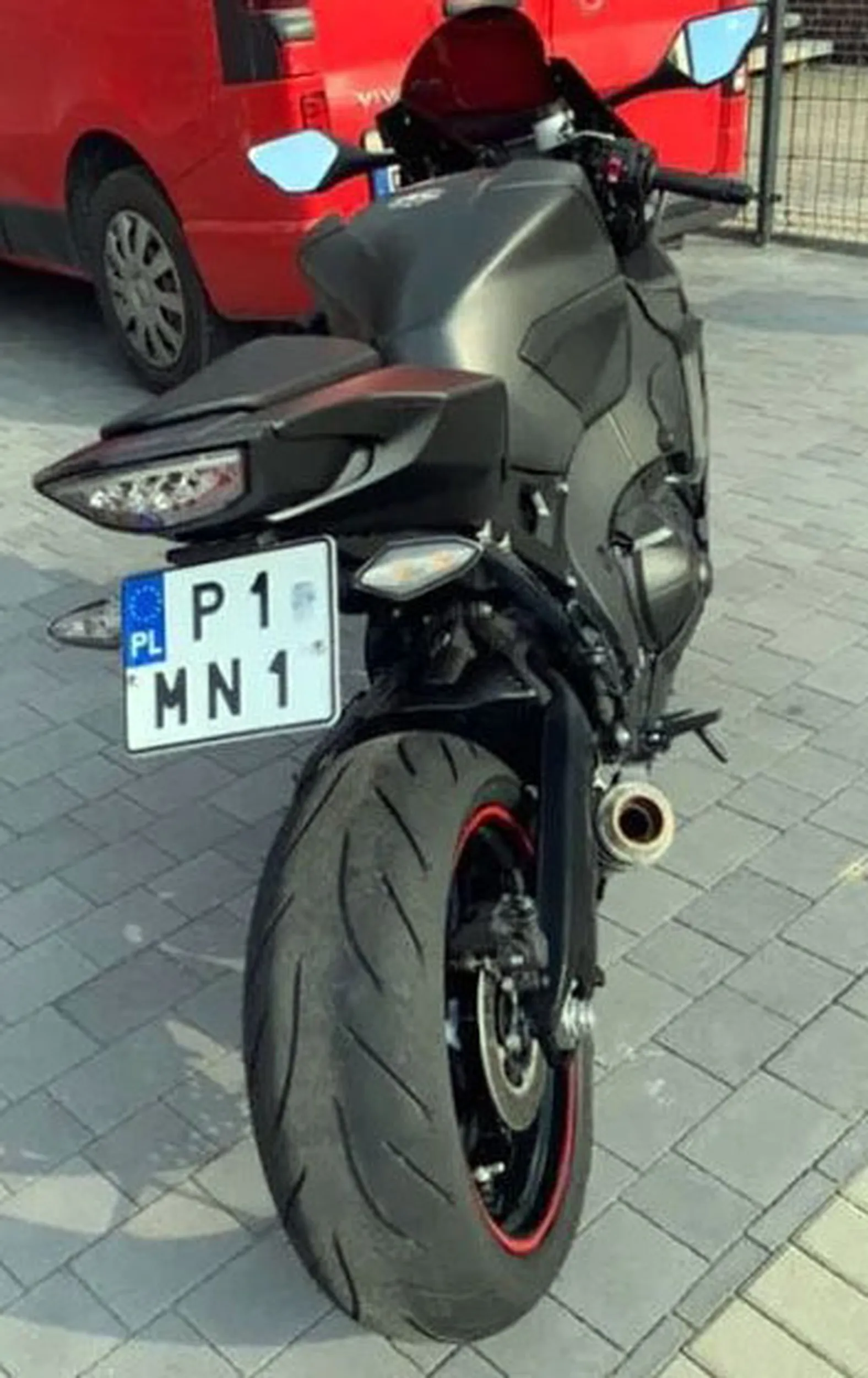 Fajny numer, blacha P1 MN1