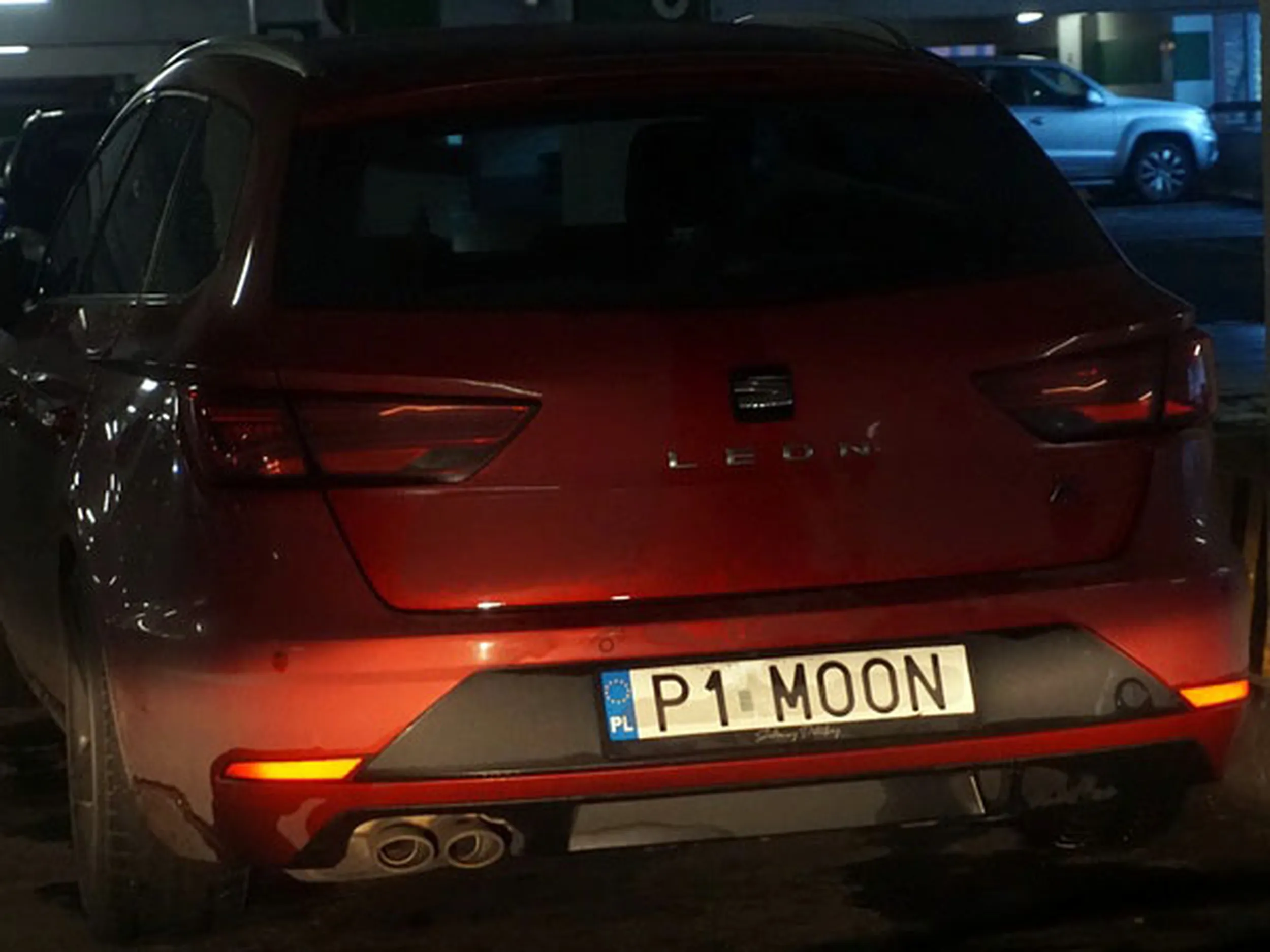 Fajny numer, blacha P1 MOON