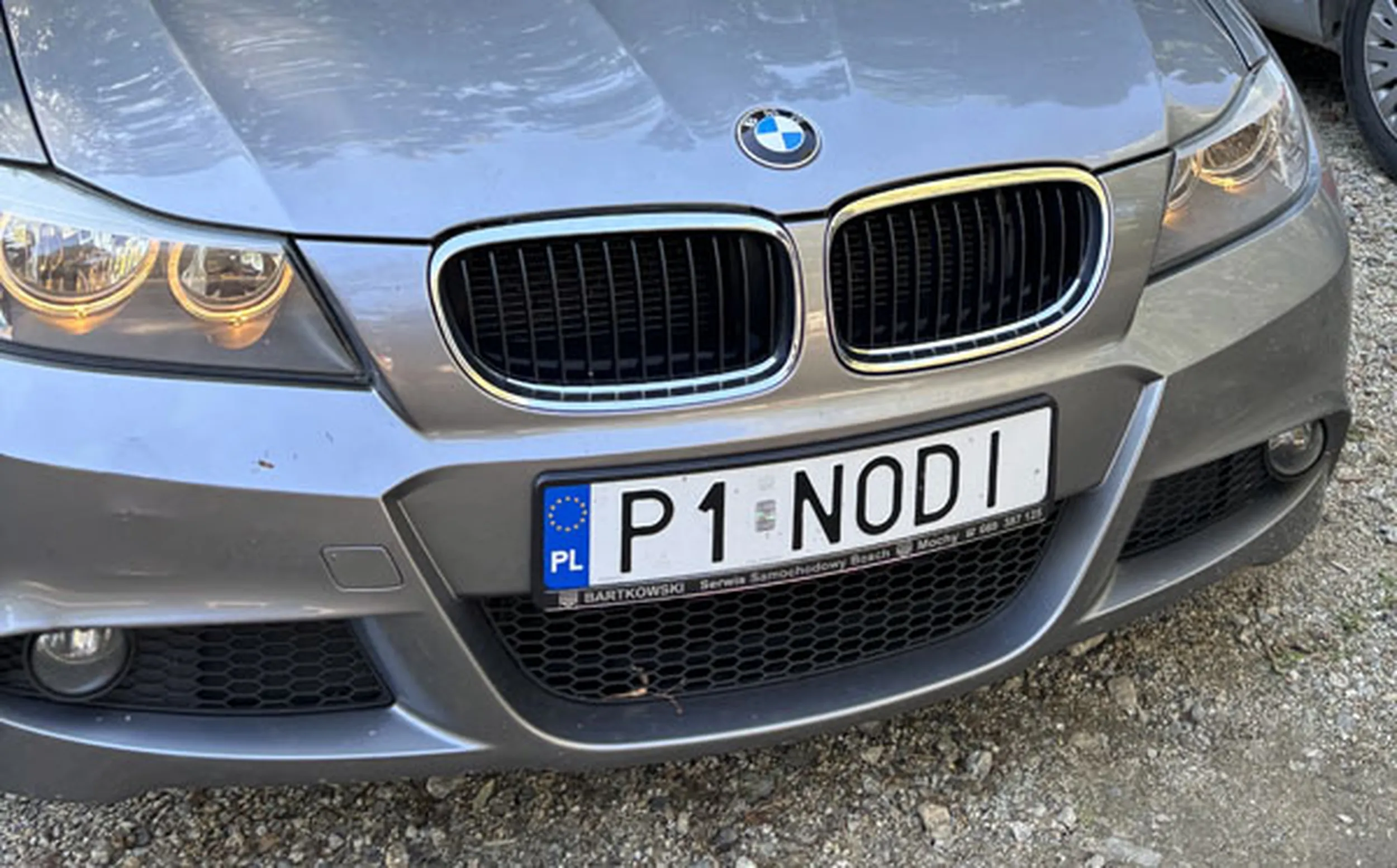 Fajny numer, blacha P1 NODI