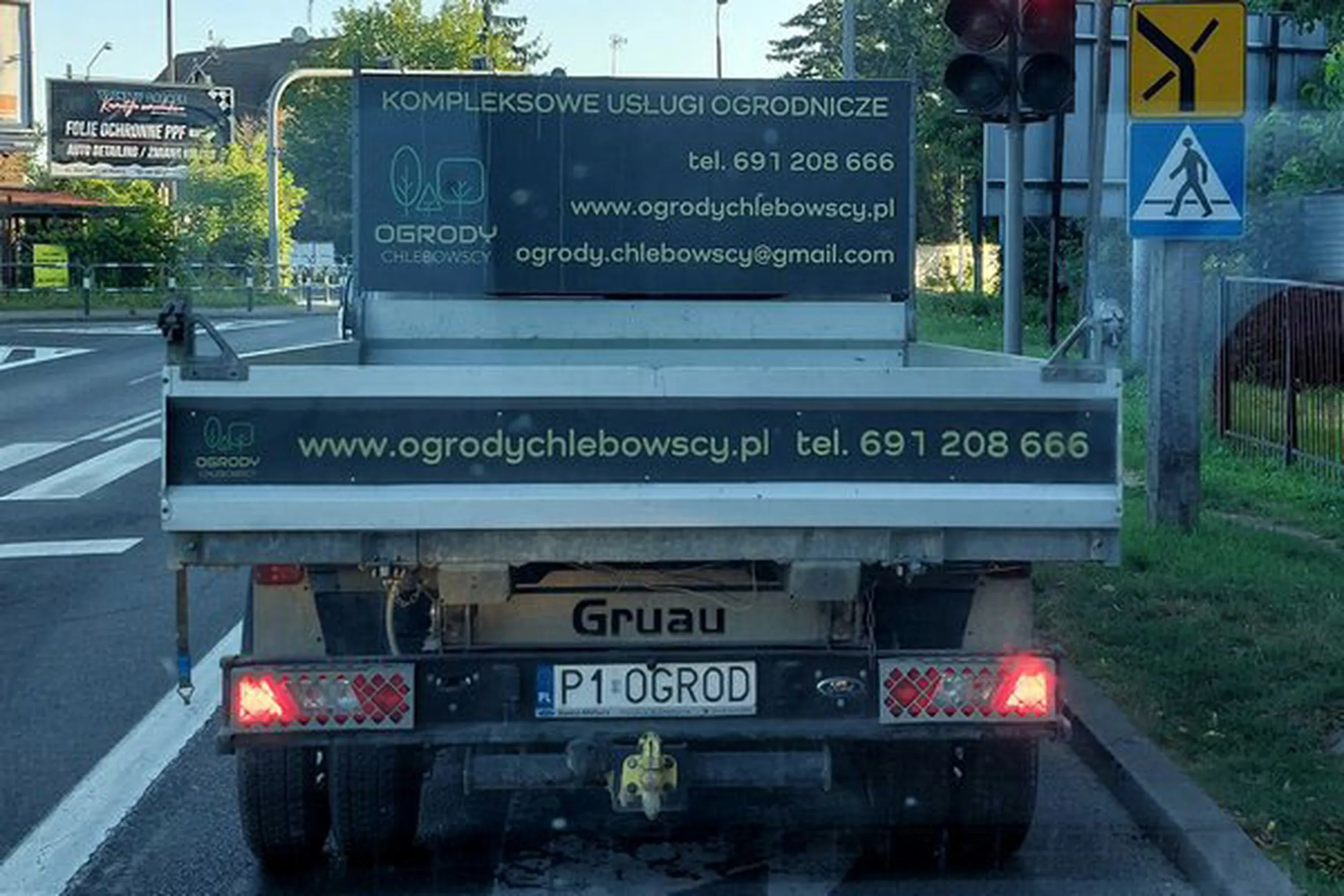 Fajny numer, blacha P1 OGROD