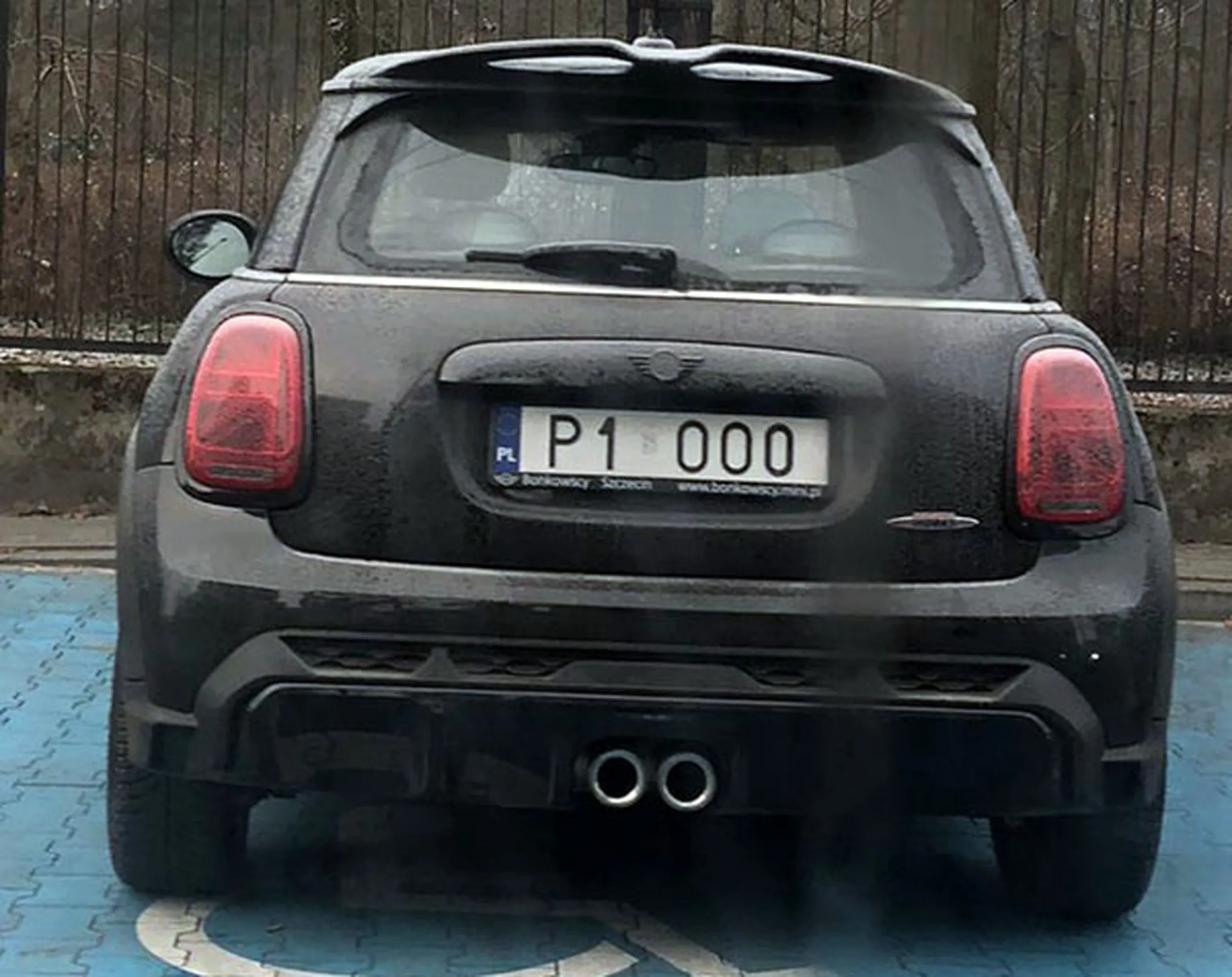 Fajny numer, blacha P1 OO0