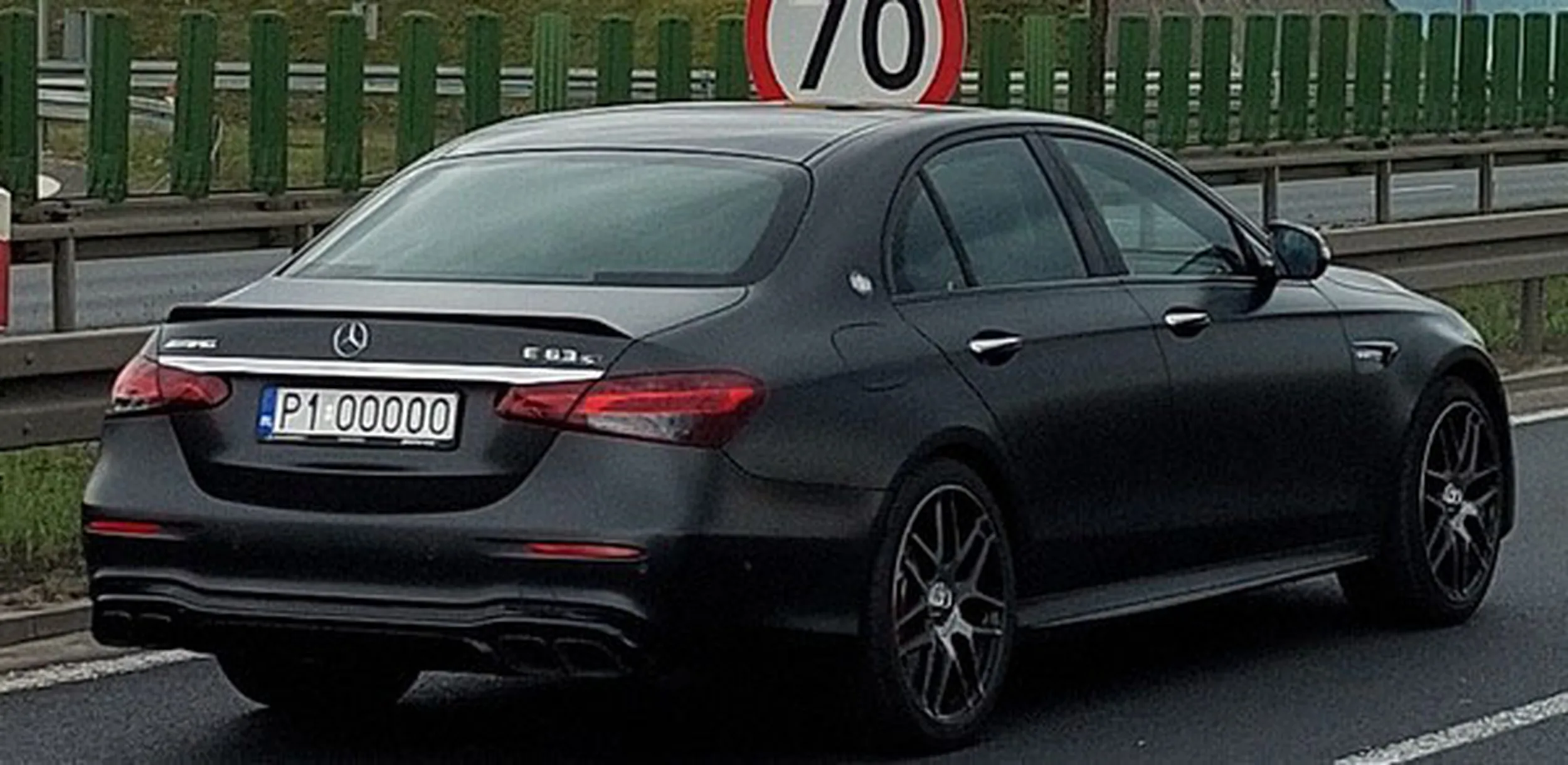 Fajny numer, blacha P1 OOO0O