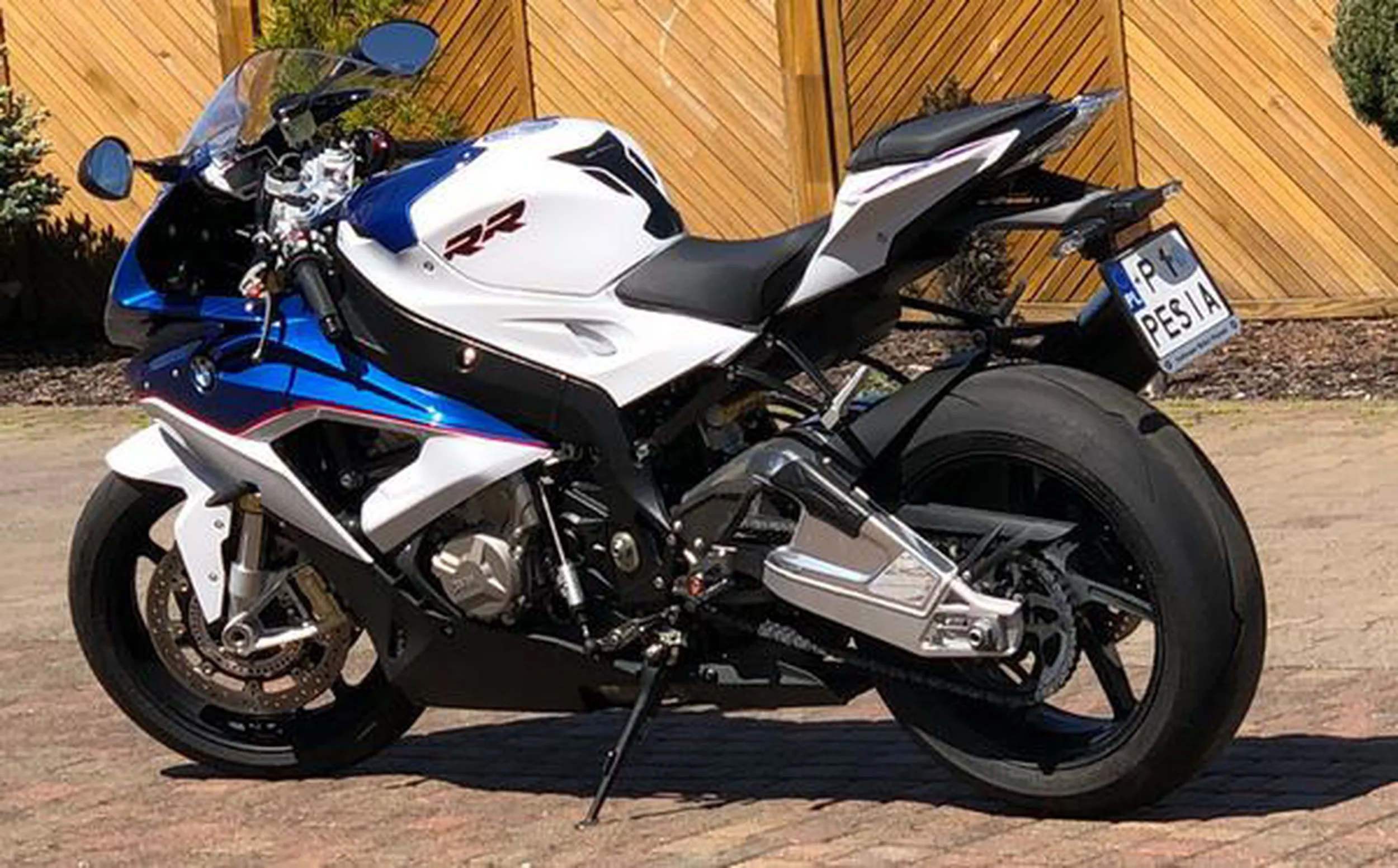 Fajny numer, blacha P1 PESIA