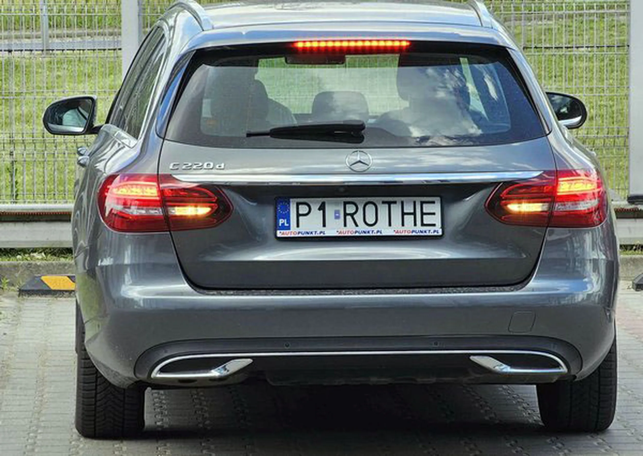 Fajny numer, blacha P1 ROTHE