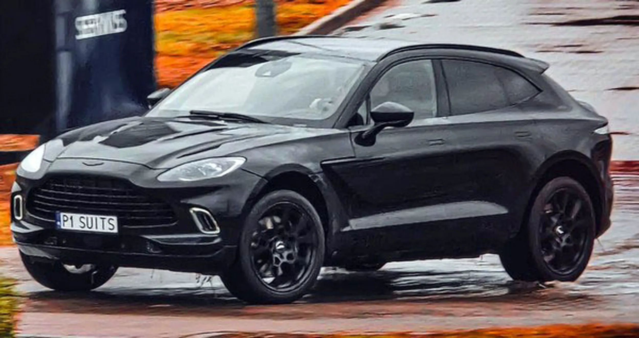 Fajny numer, blacha P1 SUITS