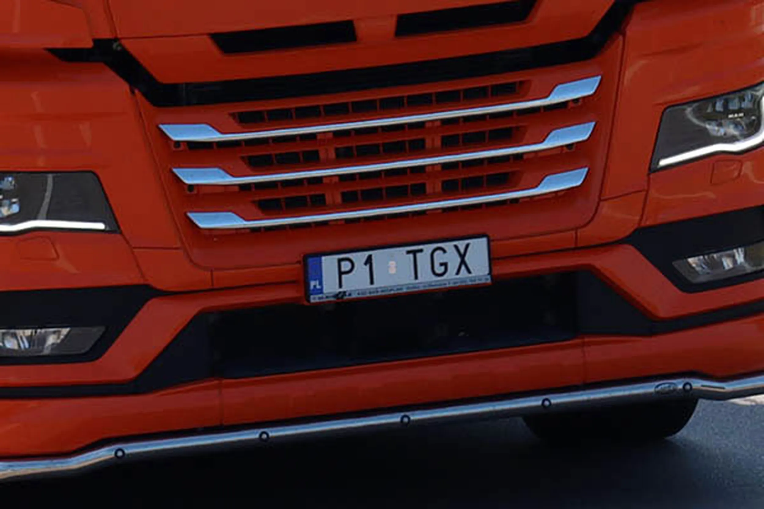 Fajny numer, blacha P1 TGX