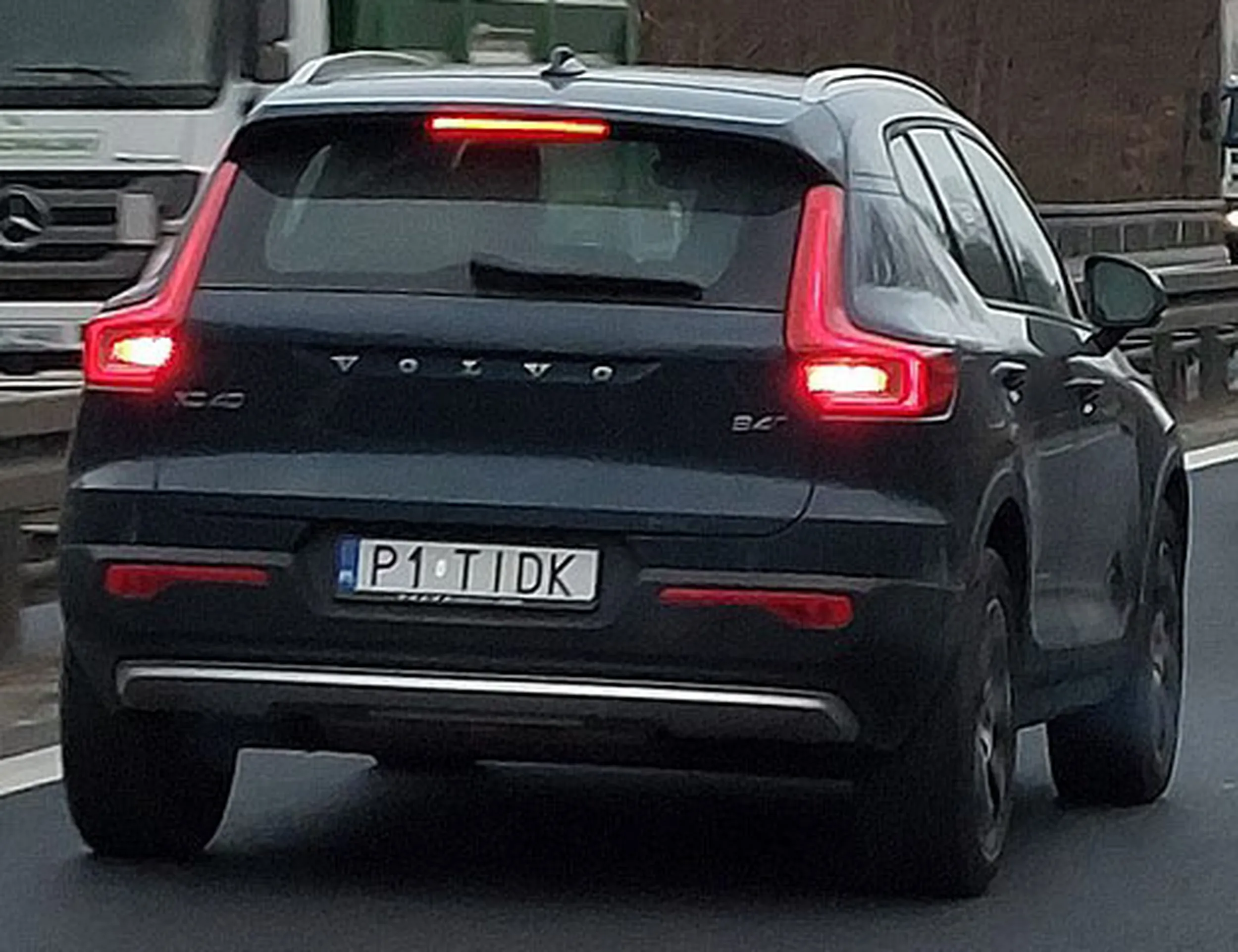 Fajny numer, blacha P1 TIDK