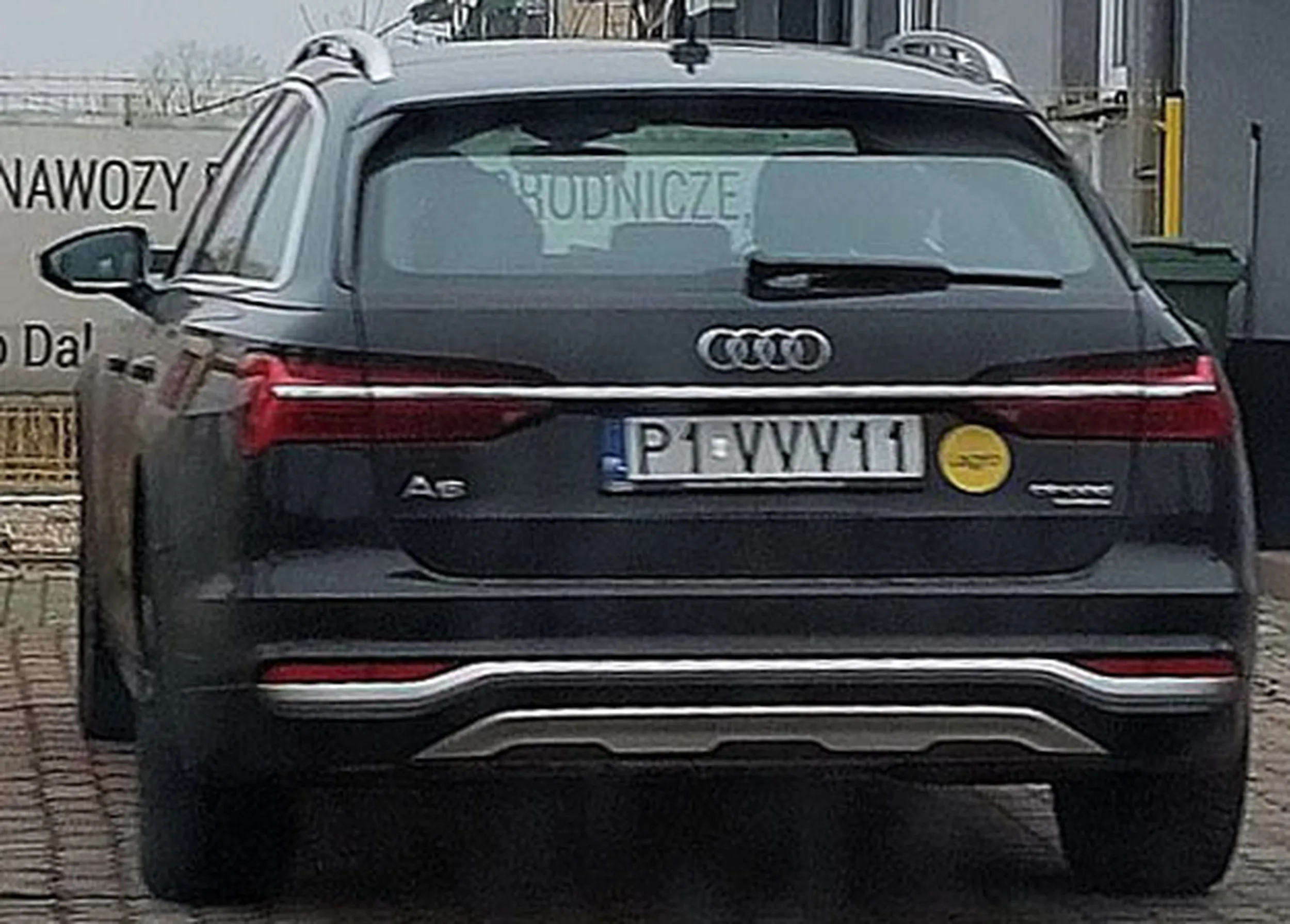 Fajny numer, blacha P1 VVV11