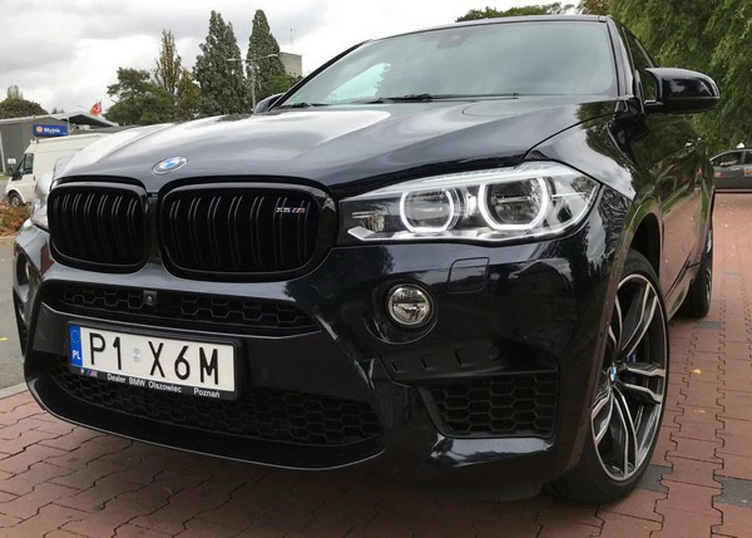 Fajny numer, blacha P1 X6M