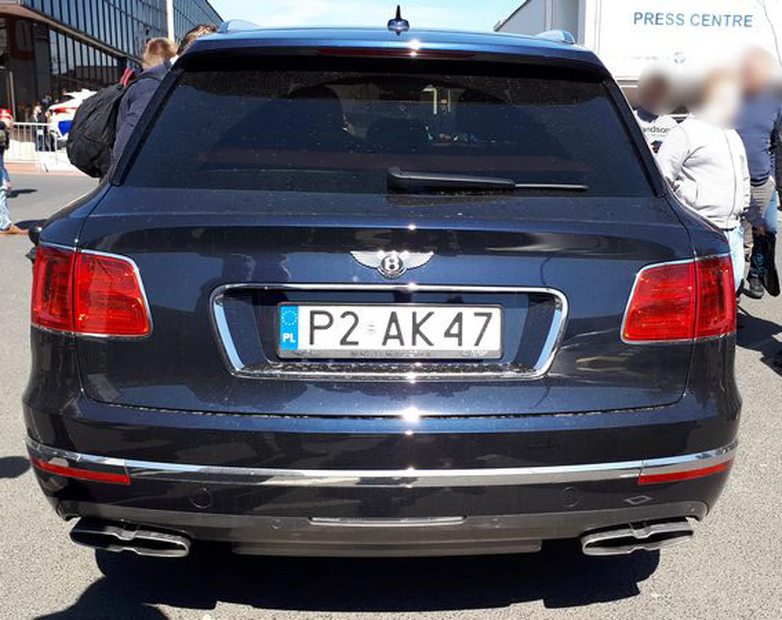 Fajny numer, blacha P2 AK47