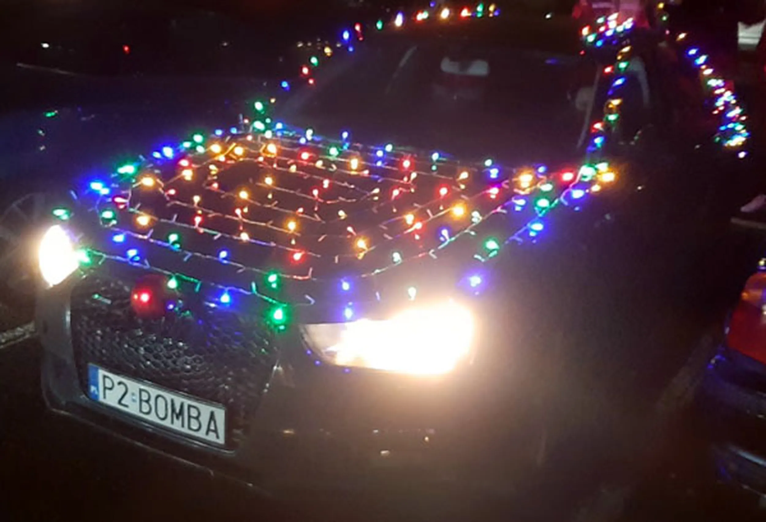 Fajny numer, blacha P2 BOMBA