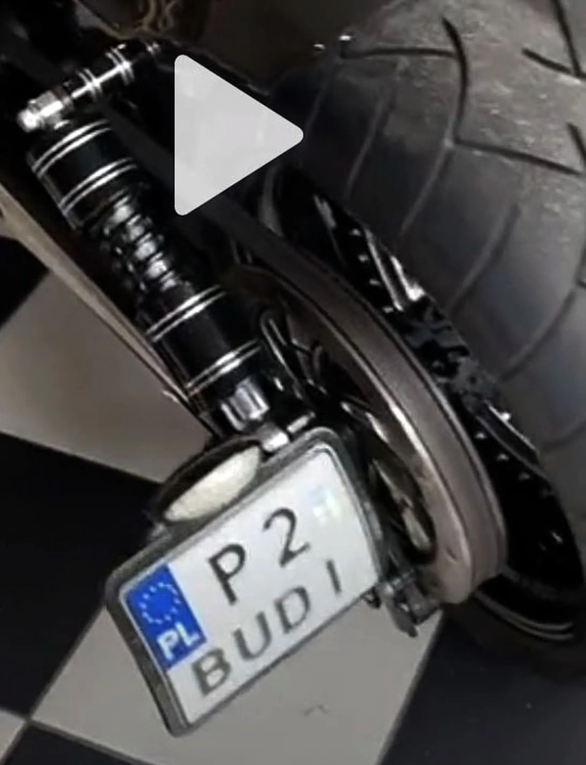 Fajny numer, blacha P2 BUDI