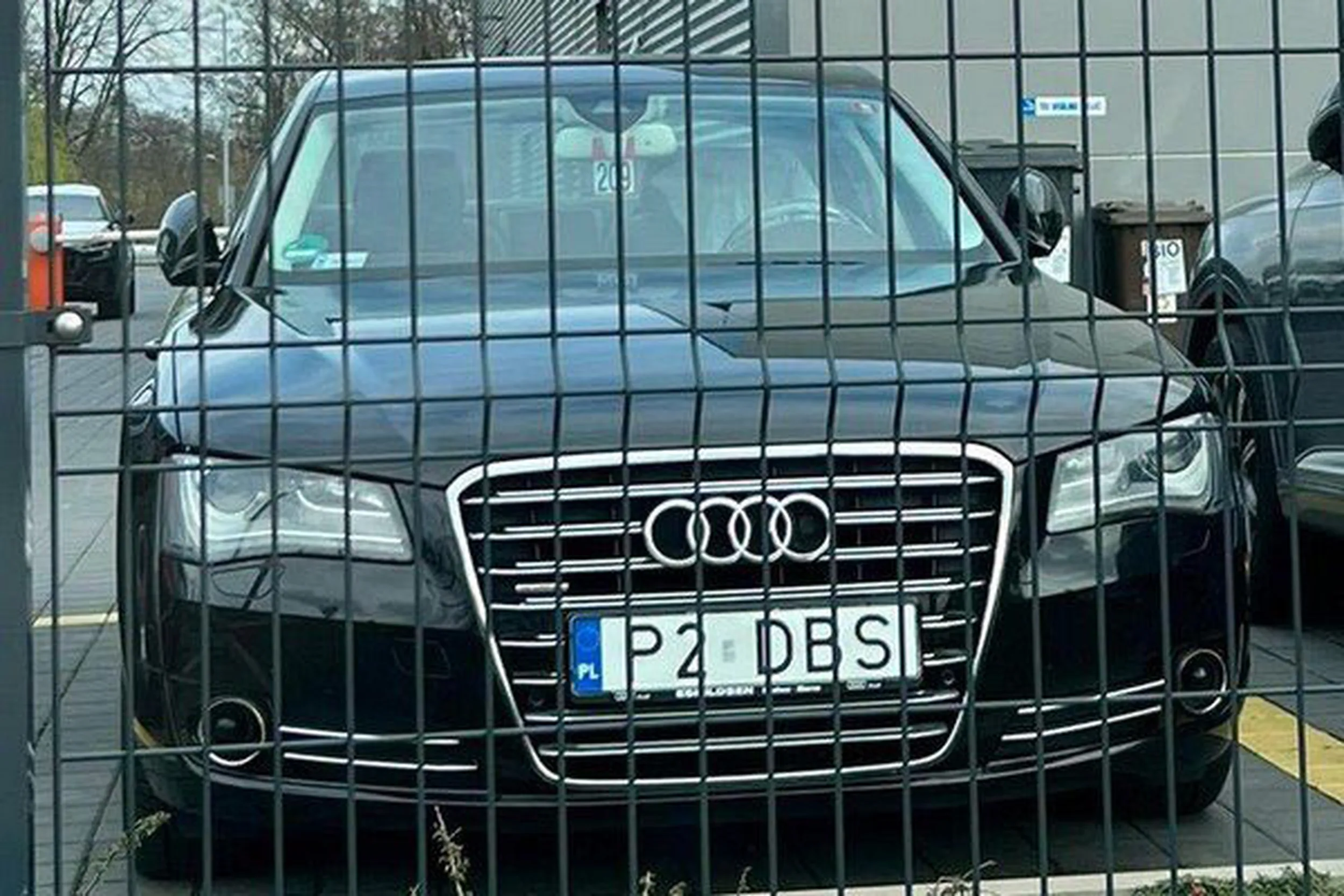 Fajny numer, blacha P2 DBS