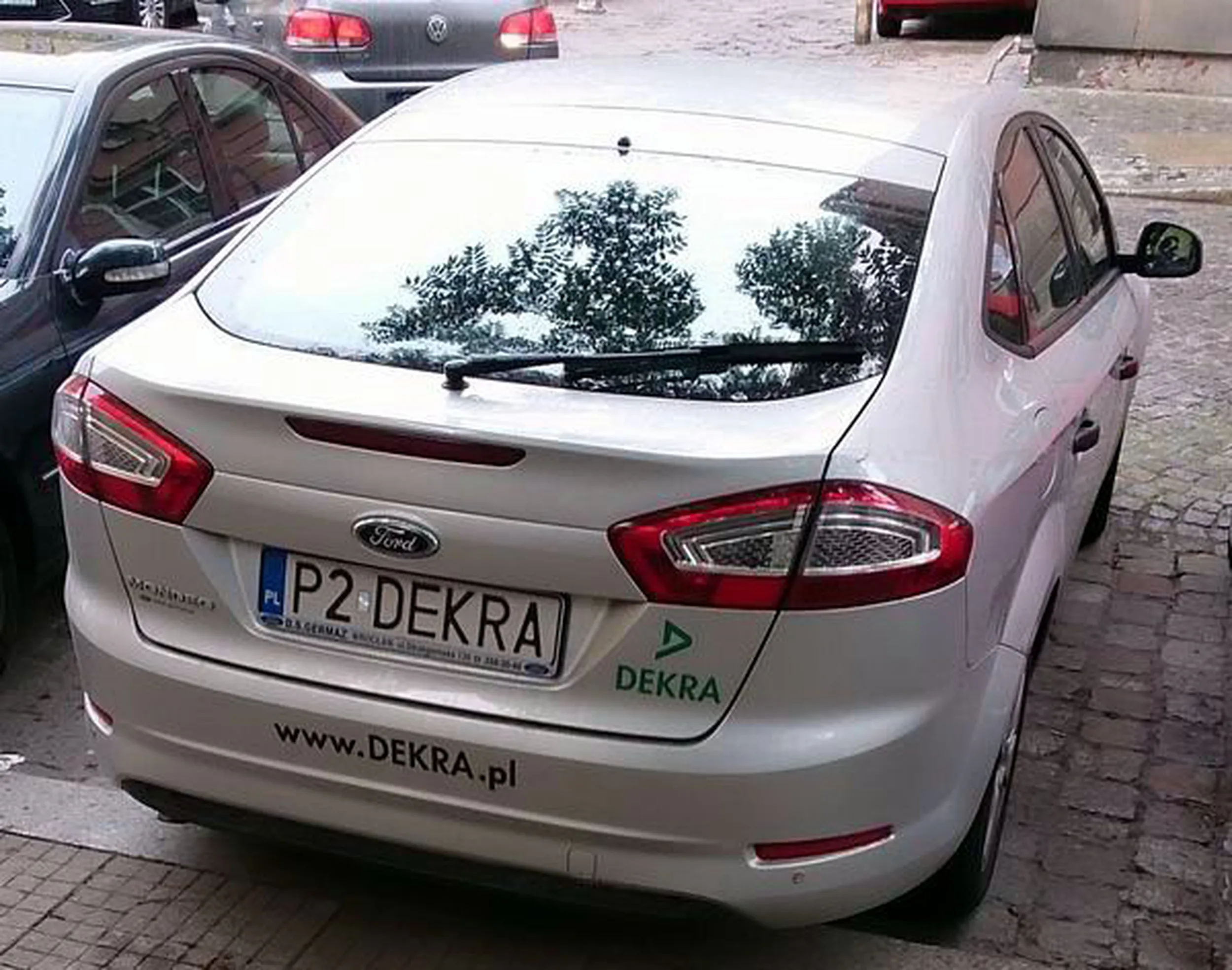 Fajny numer, blacha P2 DEKRA