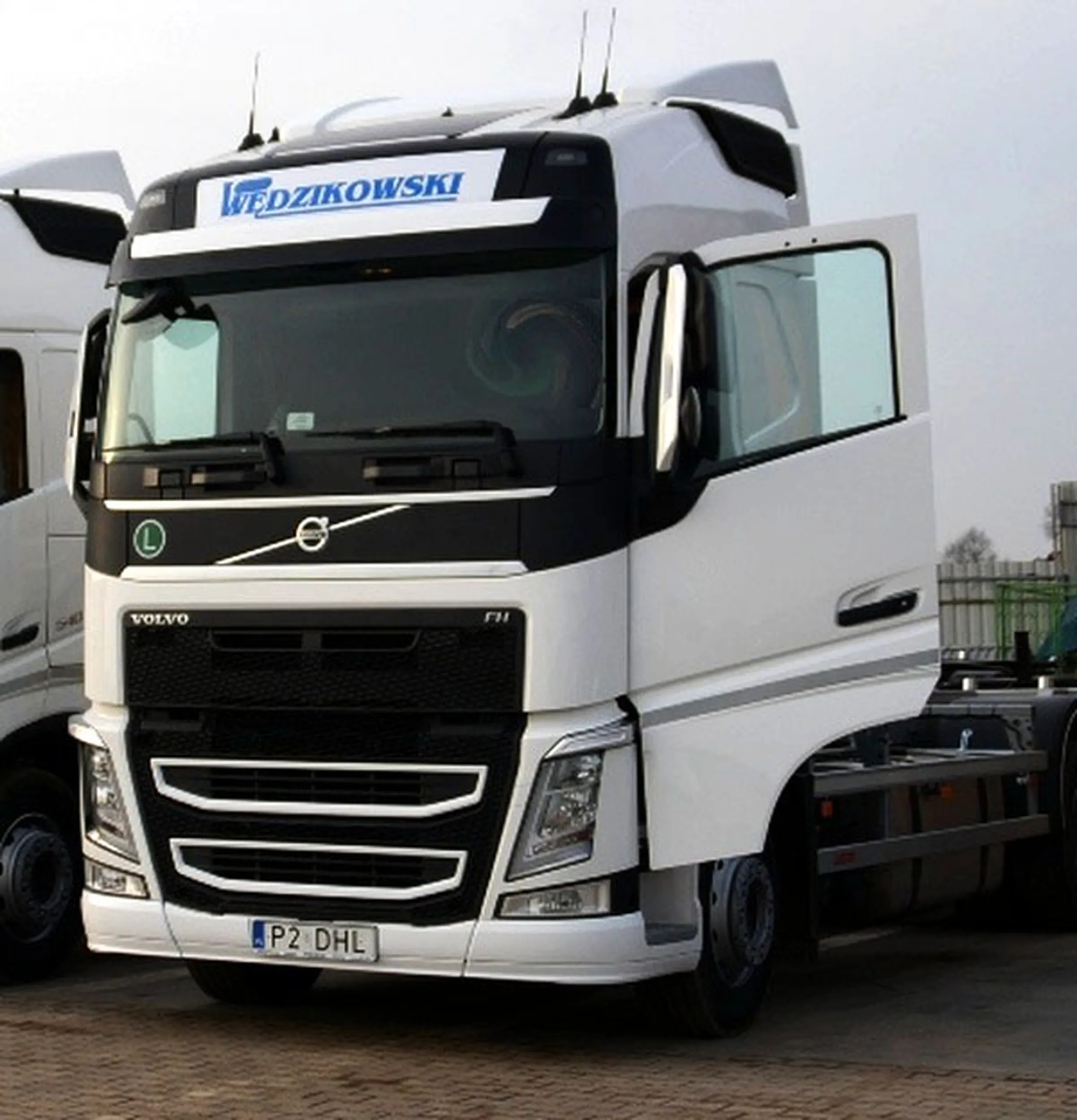 Fajny numer, blacha P2 DHL