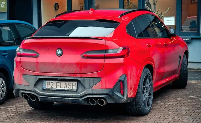 Fajny numer, blacha P2 FLASH