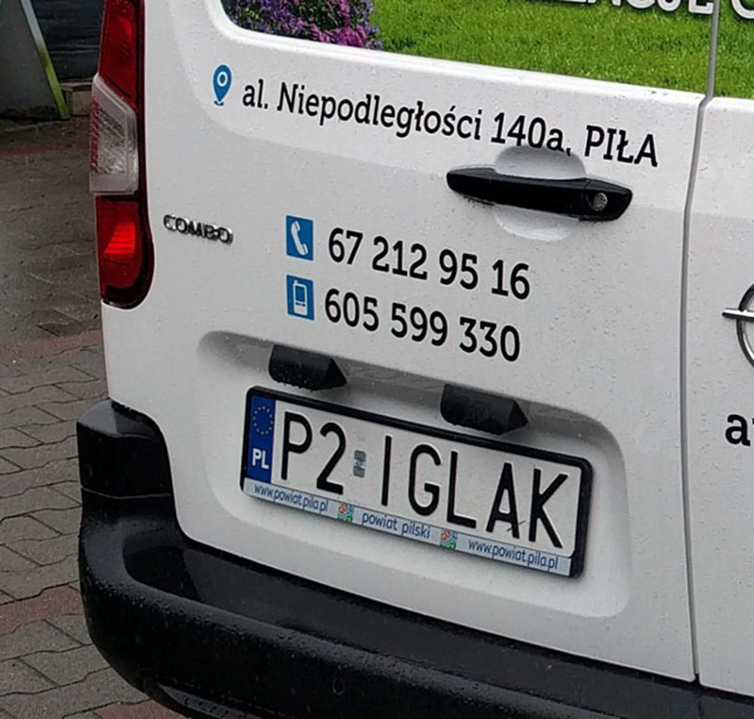 Fajny numer, blacha P2 IGLAK