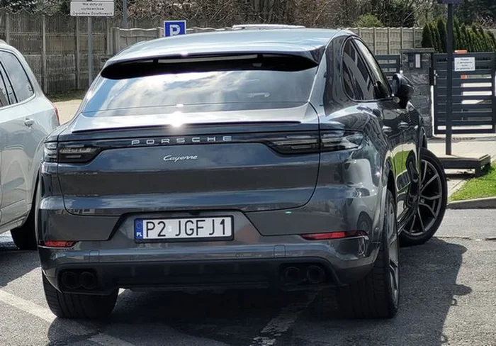 Fajny numer, blacha P2 JGFJ1