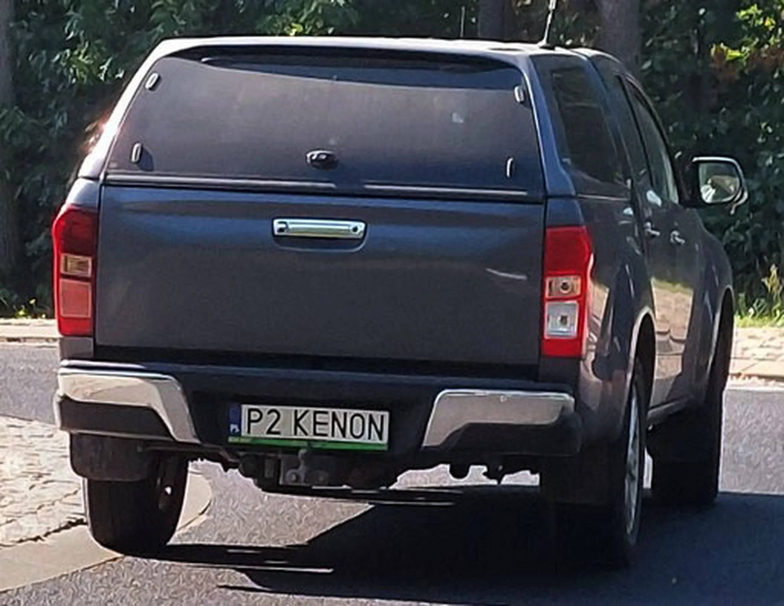 Fajny numer, blacha P2 KENON