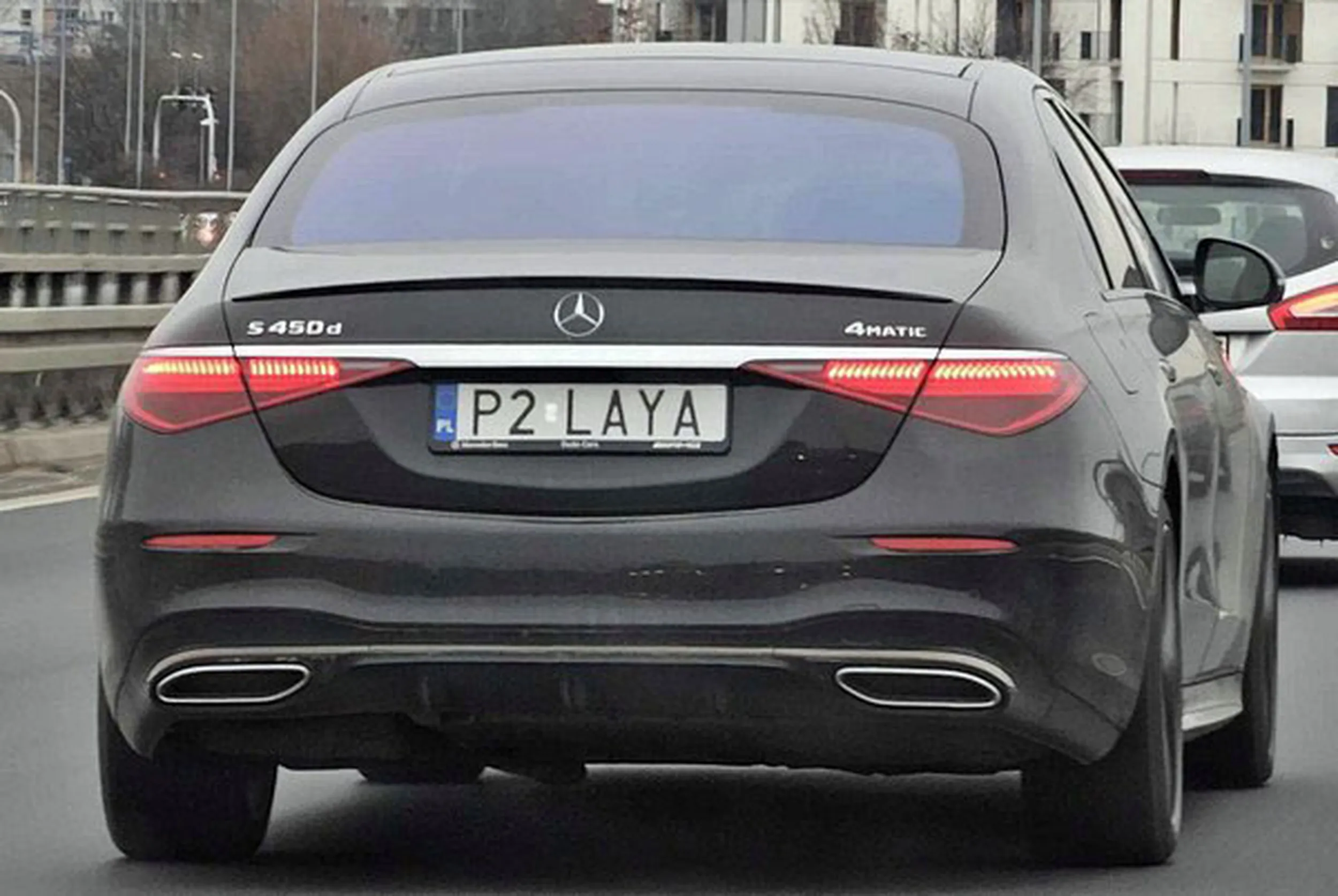 Fajny numer, blacha P2 LAYA