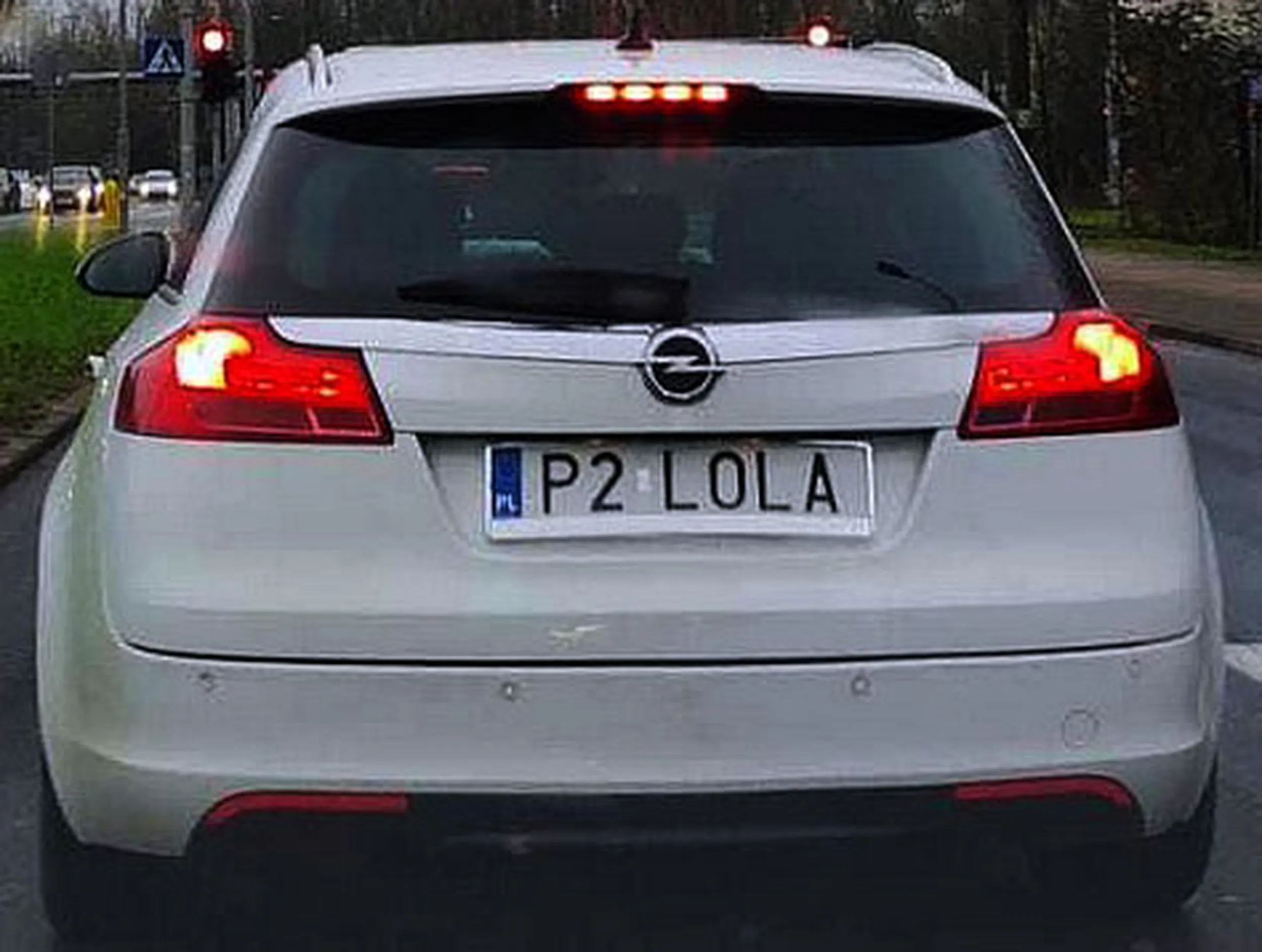 Fajny numer, blacha P2 LOLA