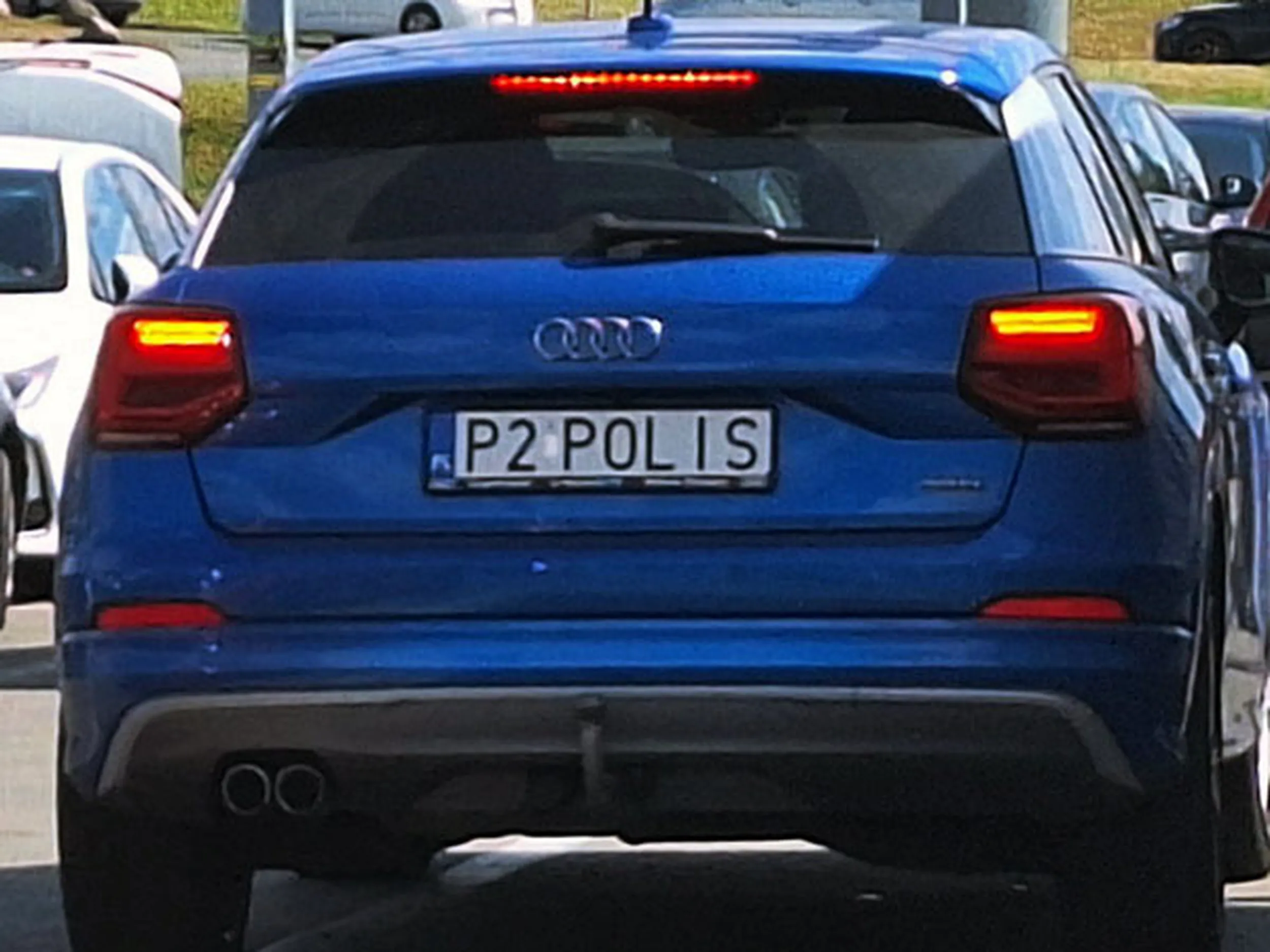 Fajny numer, blacha P2 POLIS