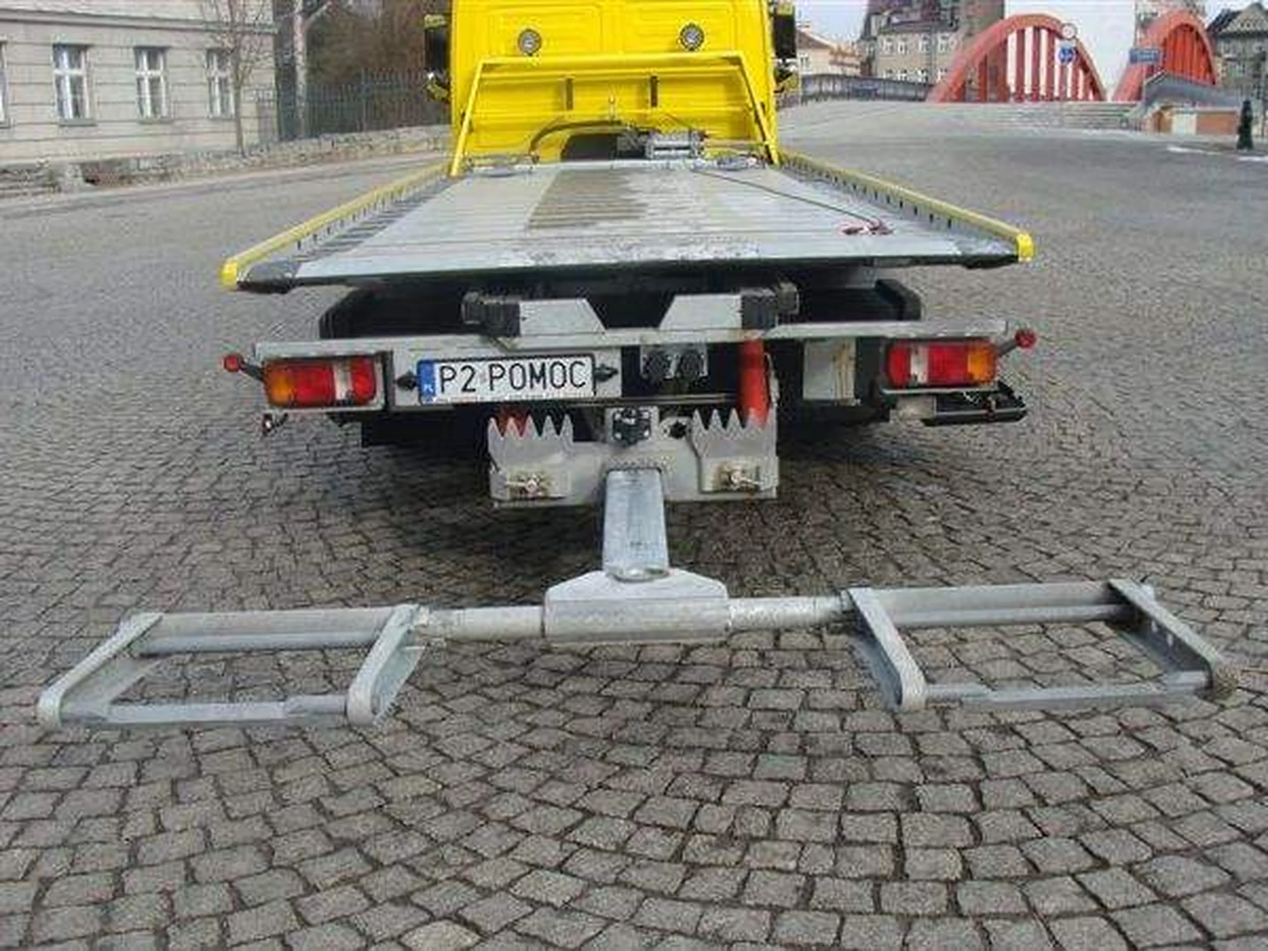 Fajny numer, blacha P2 POMOC