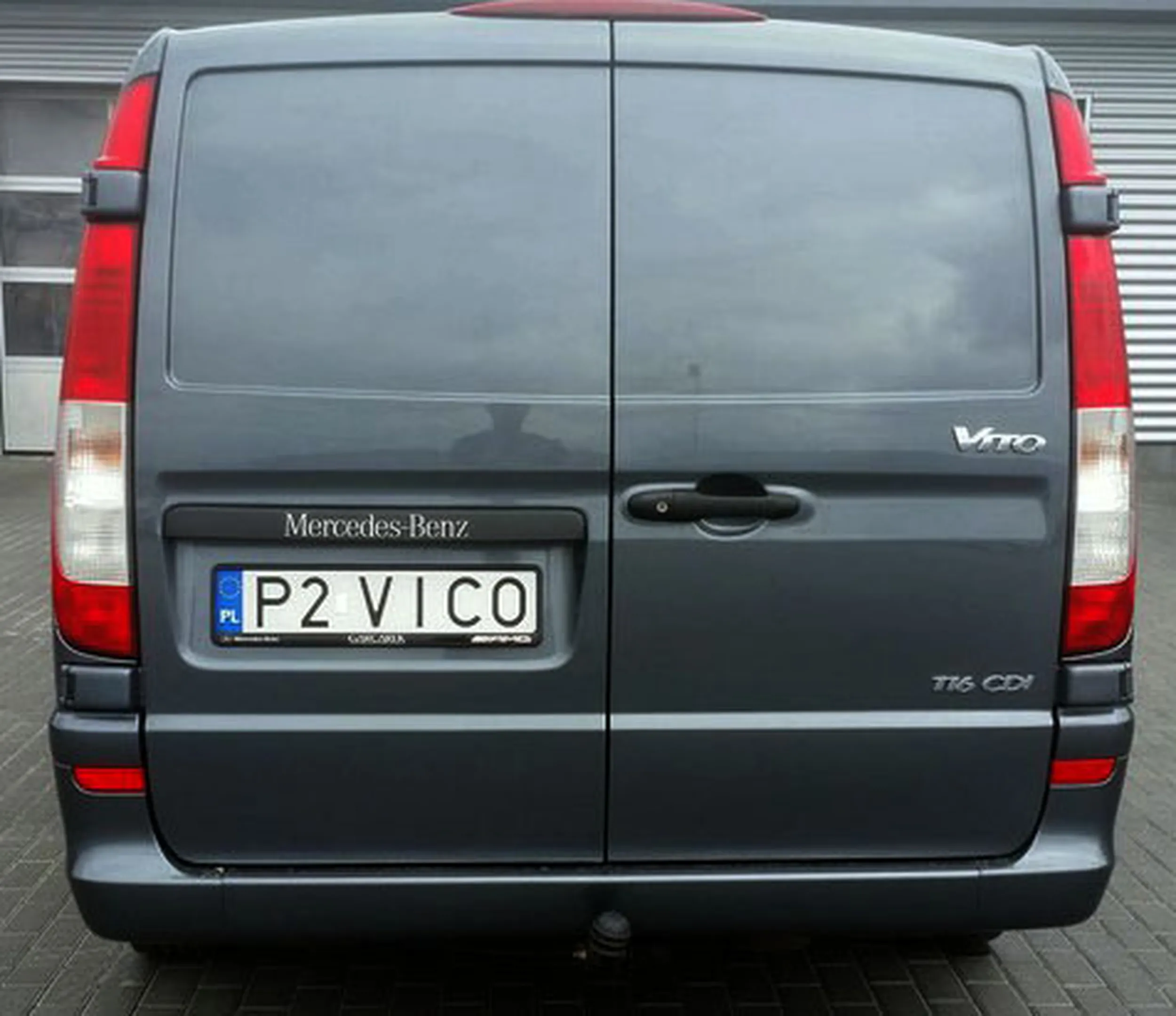 Fajny numer, blacha P2 VICO