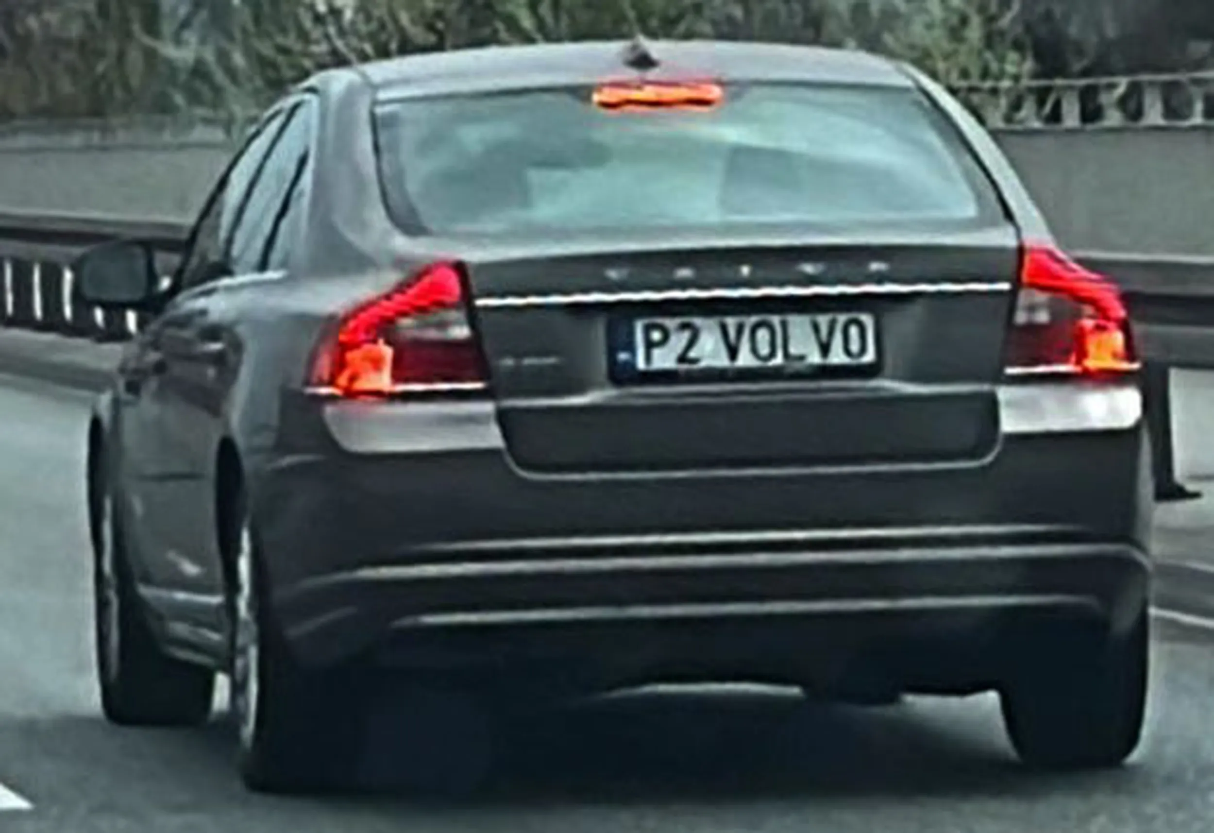 Fajny numer, blacha P2 VOLV0