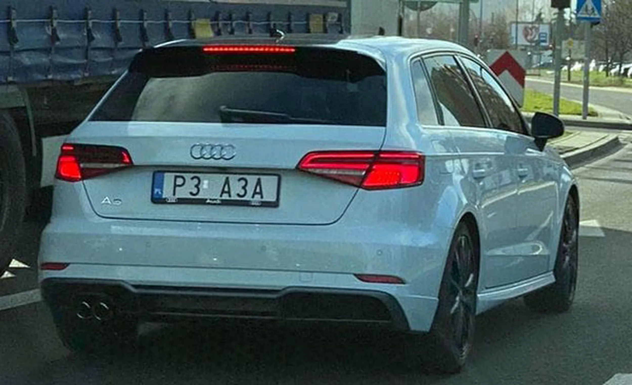 Fajny numer, blacha P3 A3A