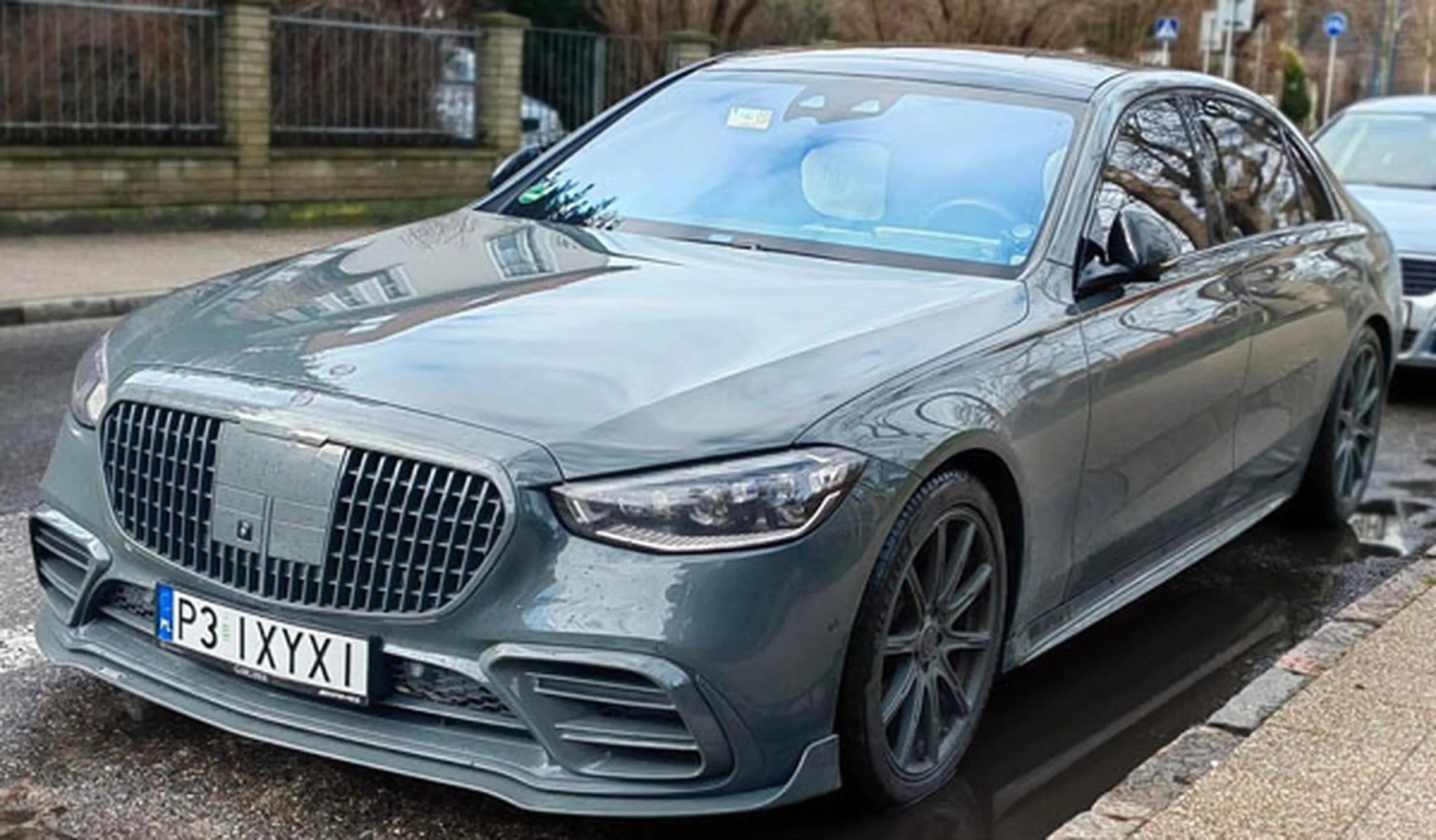 Fajny numer, blacha P3 IXYXI