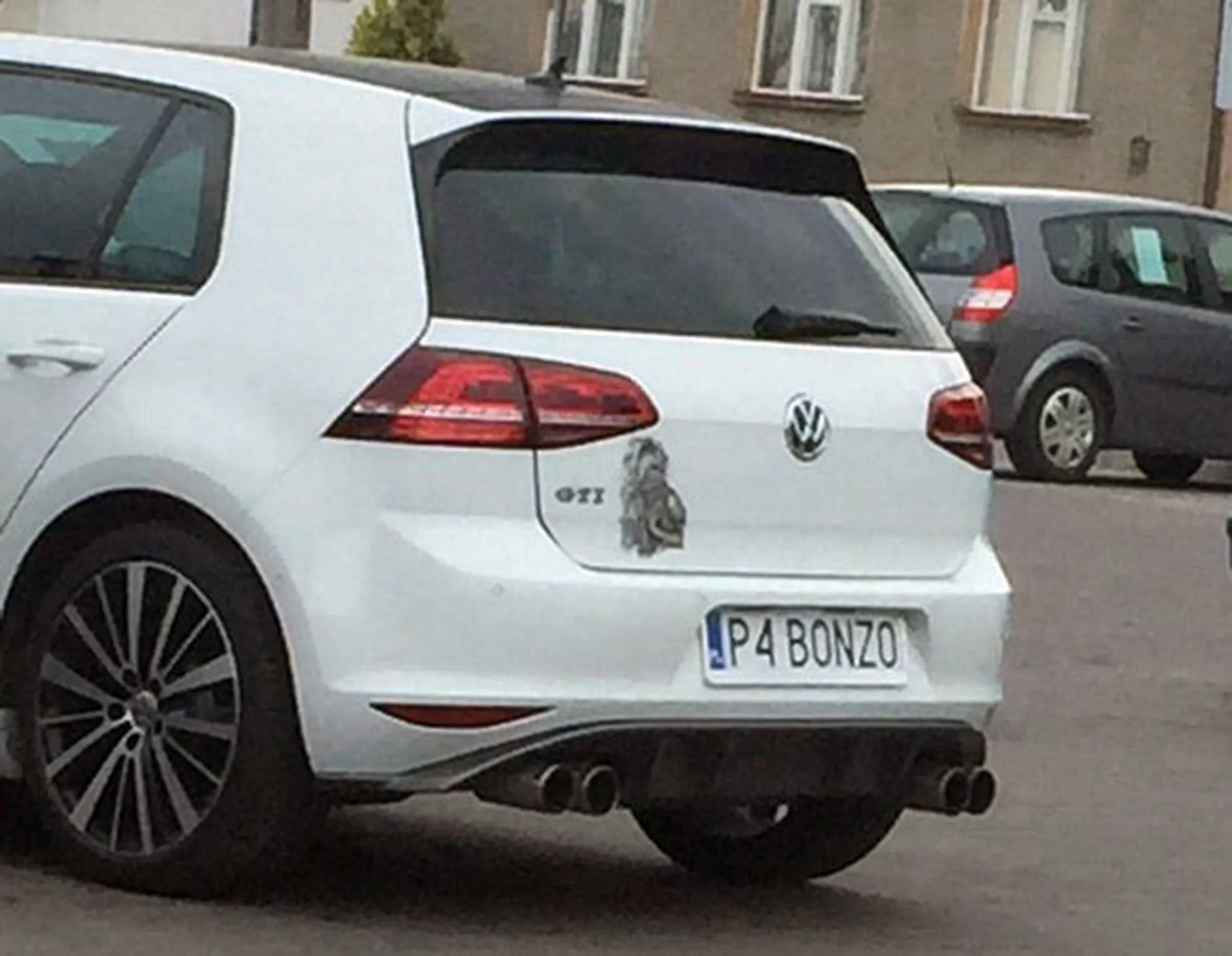 Fajny numer, blacha P4 BONZO