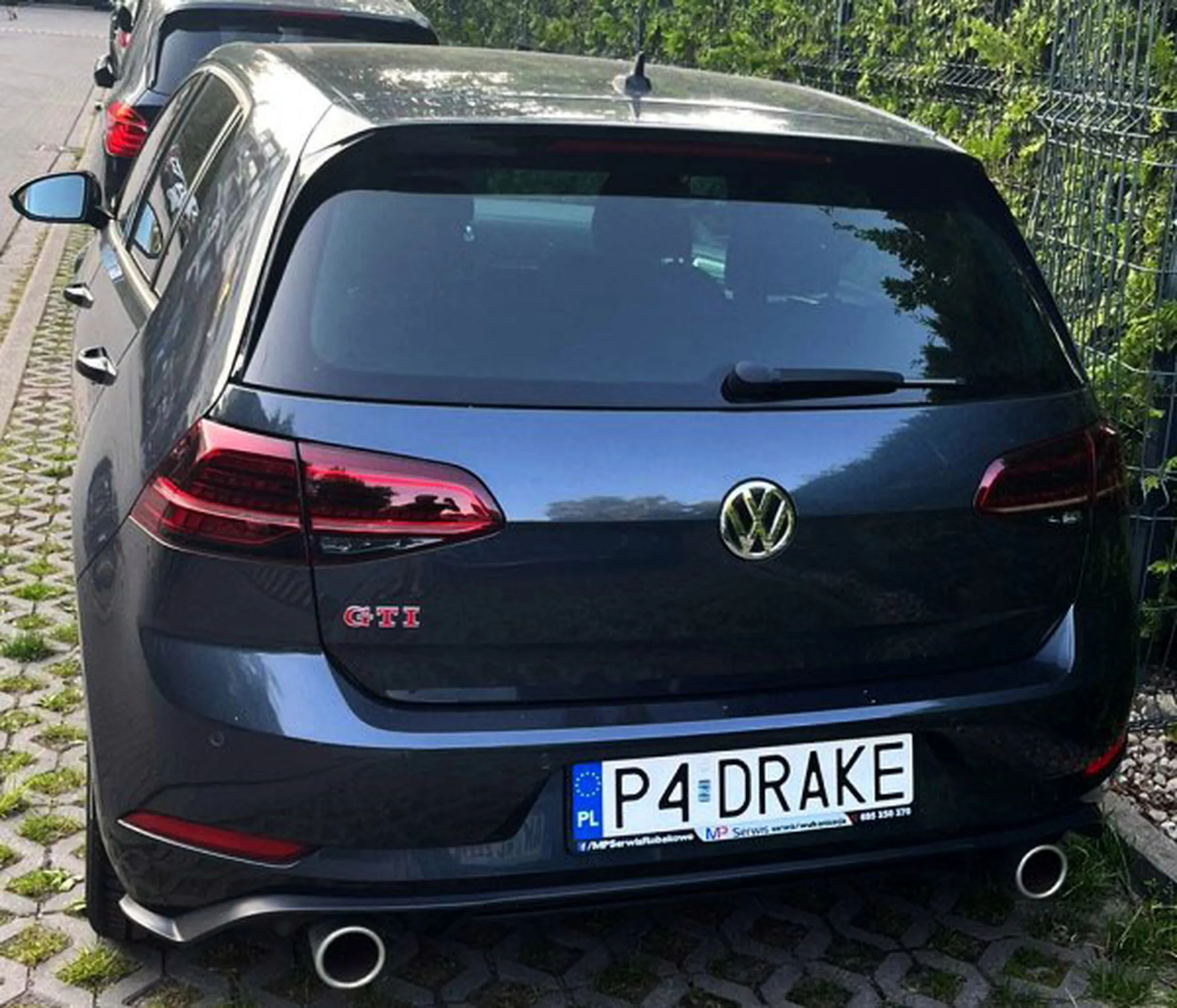 Fajny numer, blacha P4 DRAKE