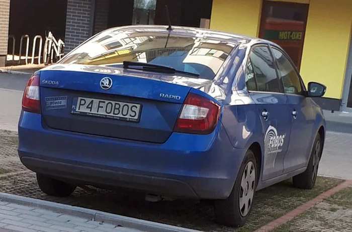 Fajny numer, blacha P4 FOBOS