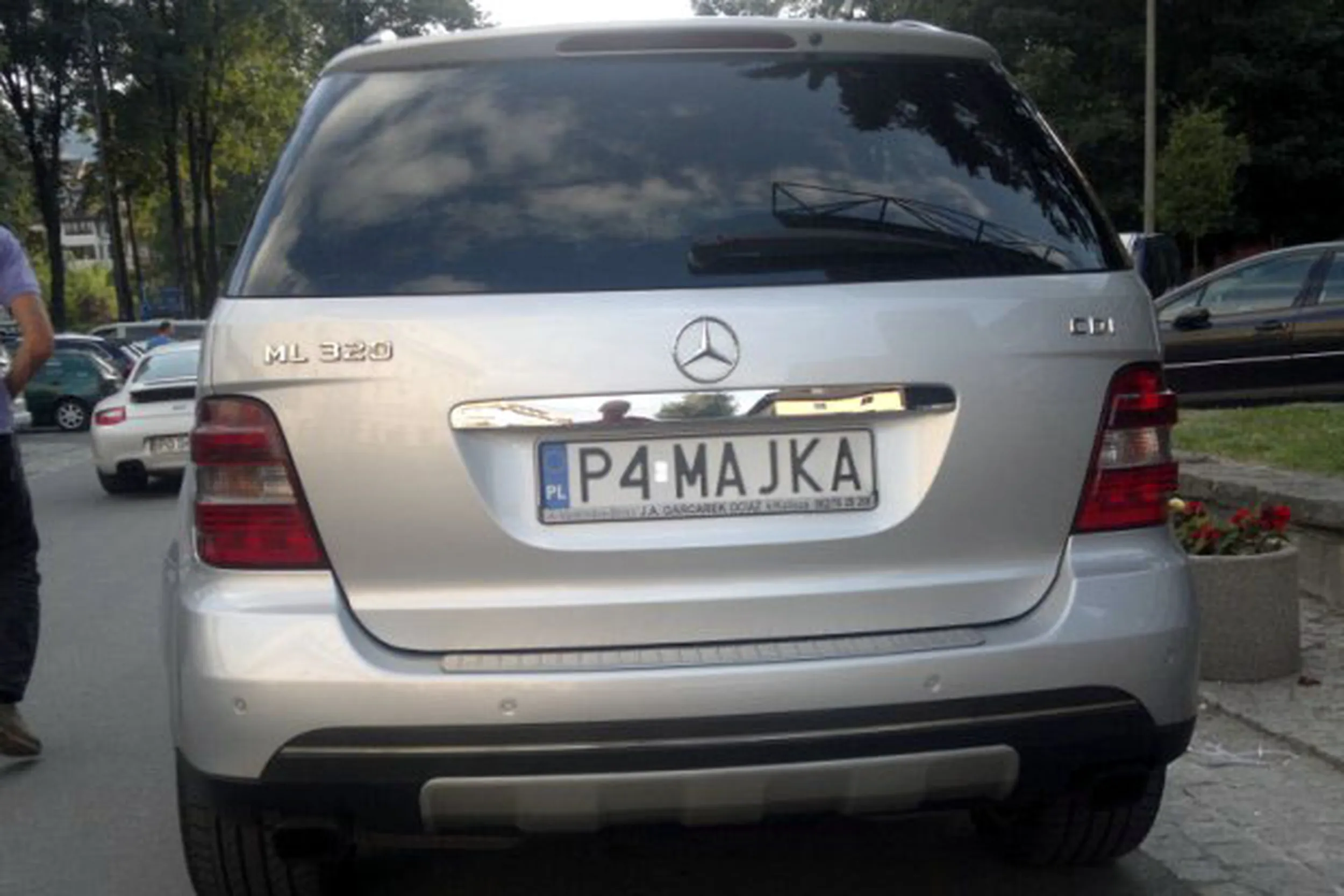 Fajny numer, blacha P4 MAJKA