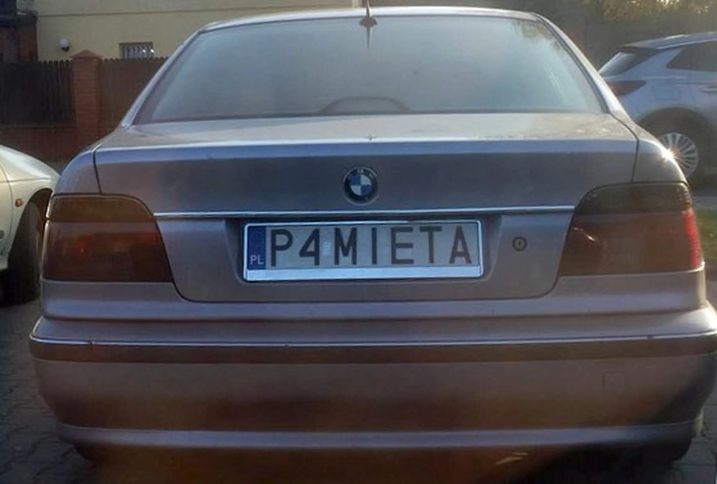 Fajny numer, blacha P4 MIETA