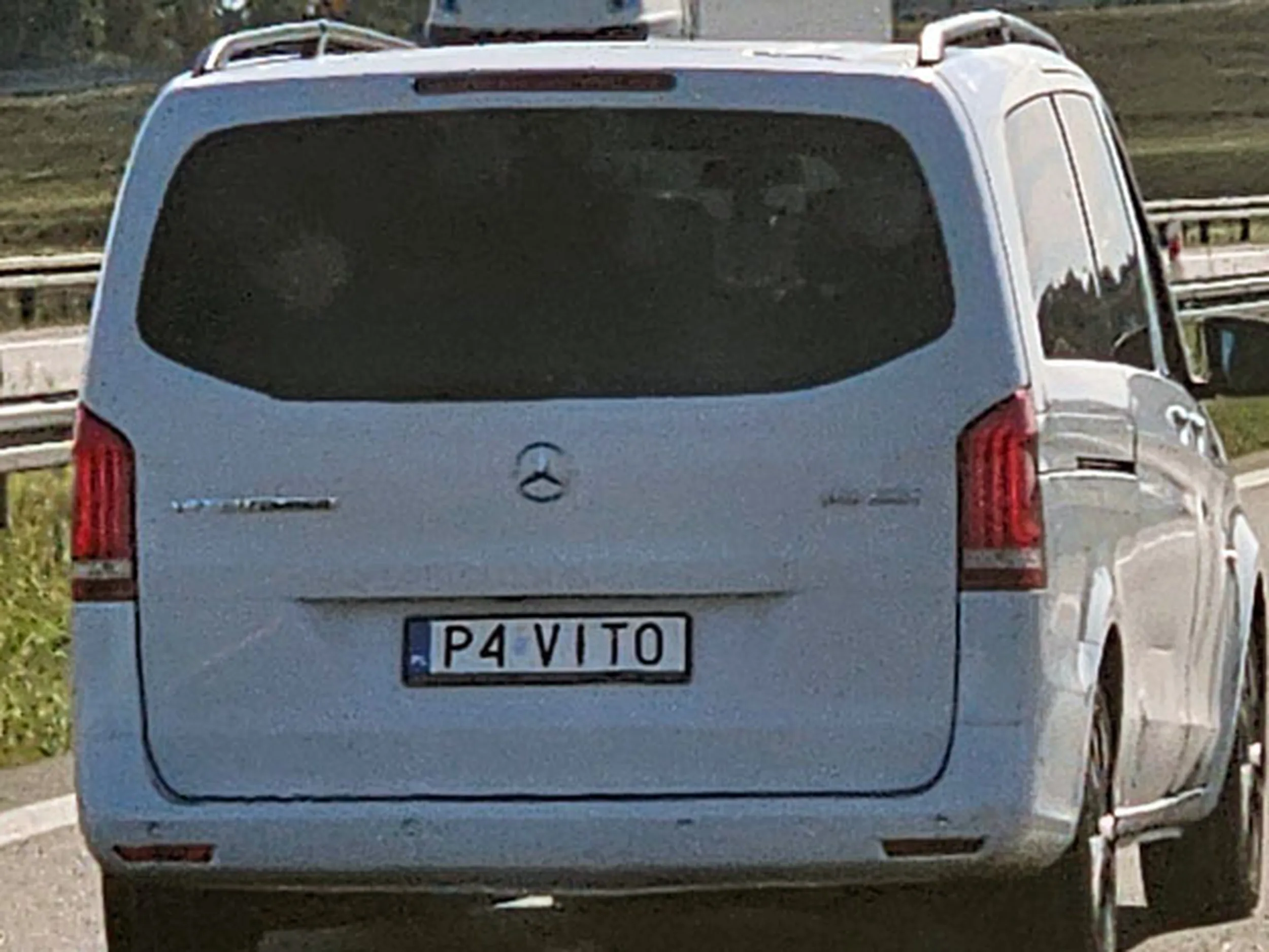 Fajny numer, blacha P4 VITO