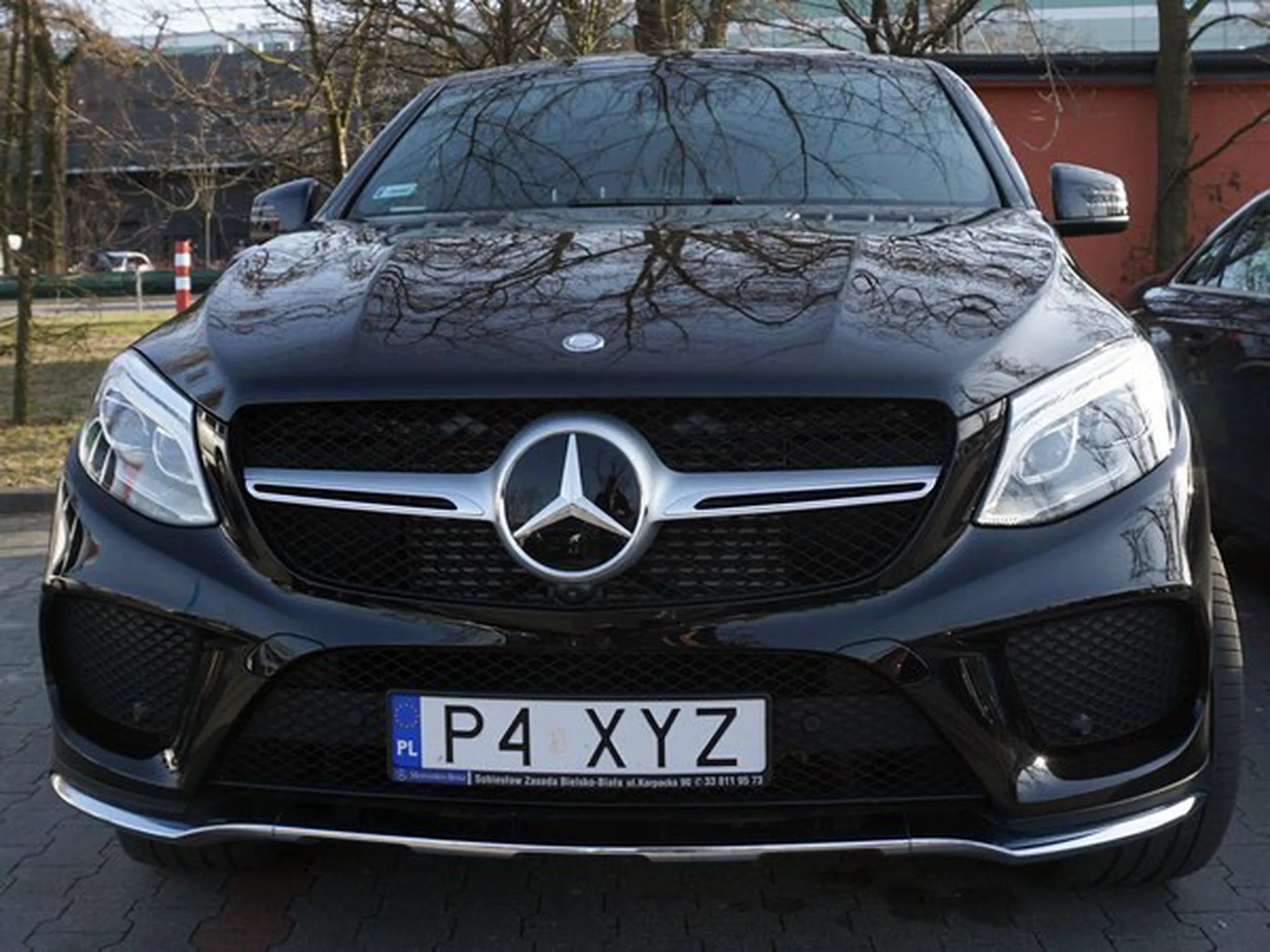 Fajny numer, blacha P4 XYZ