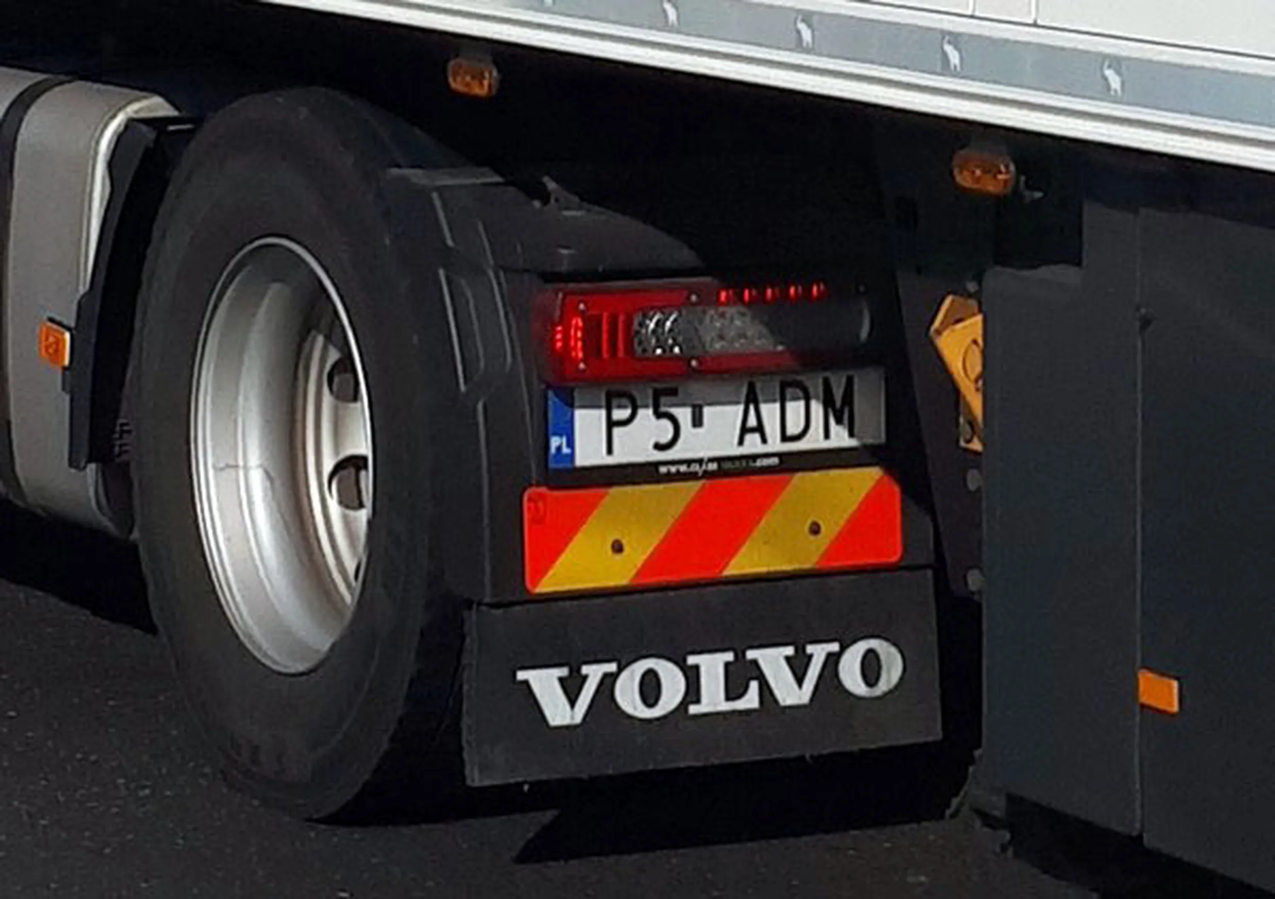 Fajny numer, blacha P5 ADM