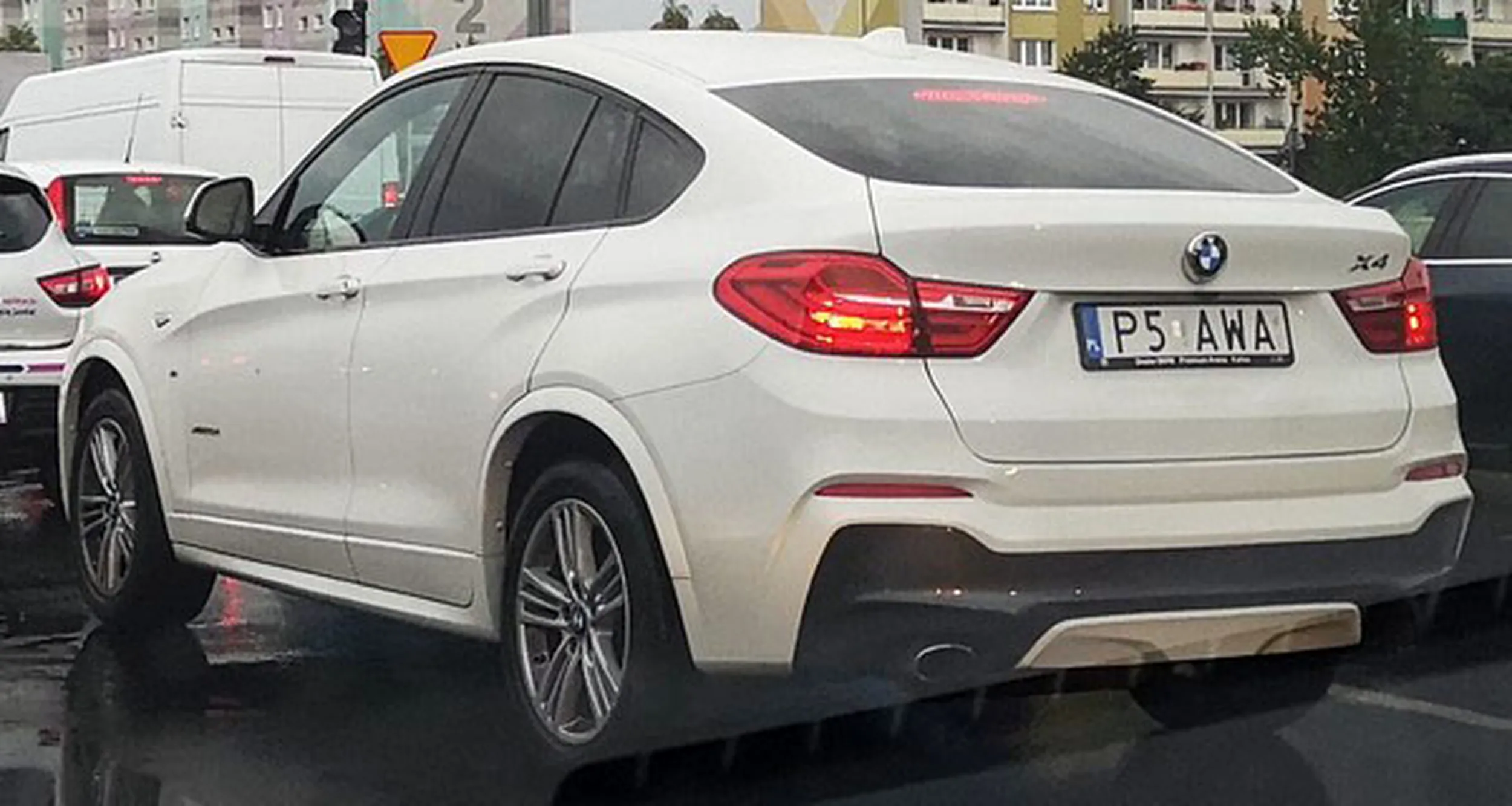 Fajny numer, blacha P5 AWA