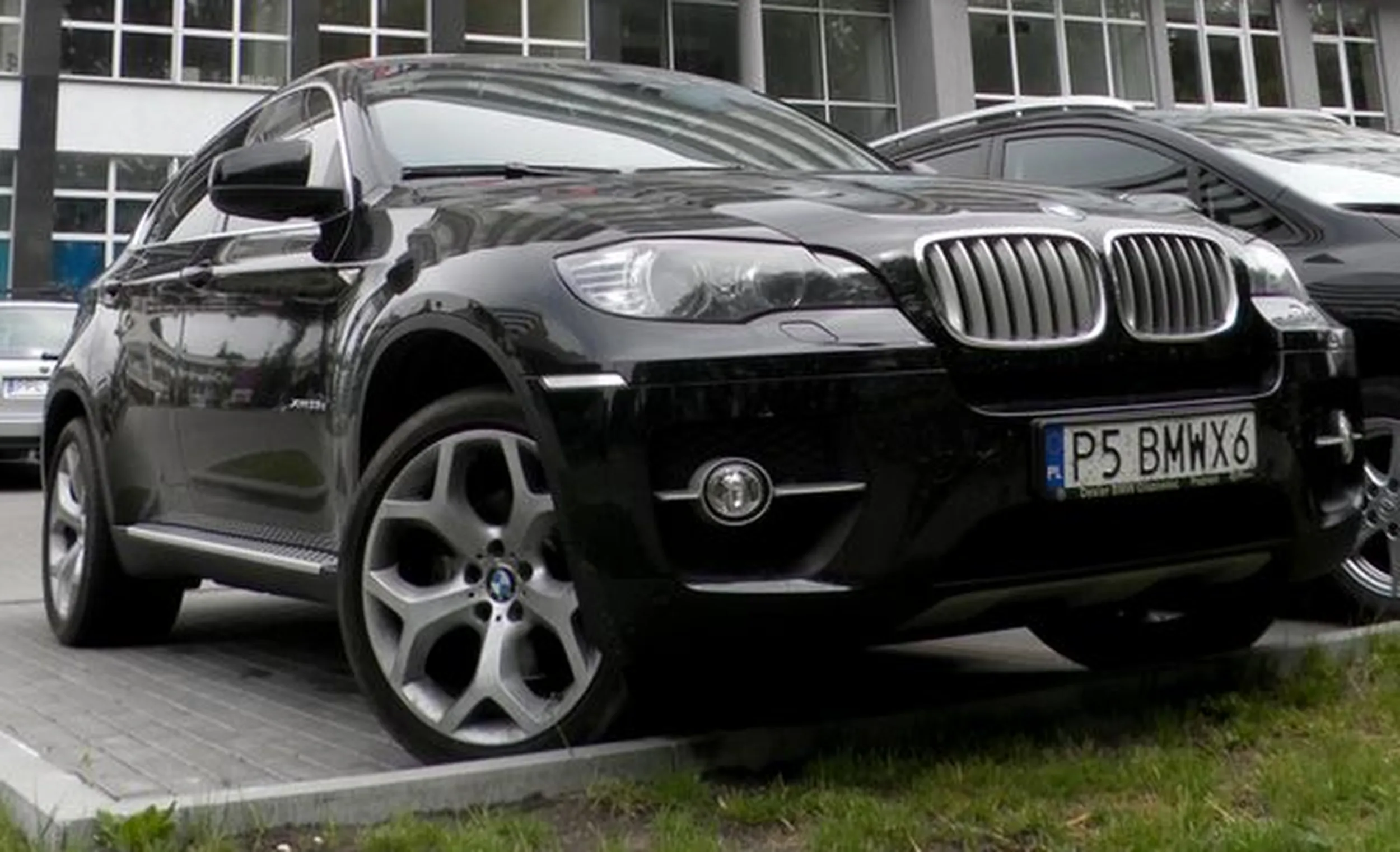 Fajny numer, blacha P5 BMWX6