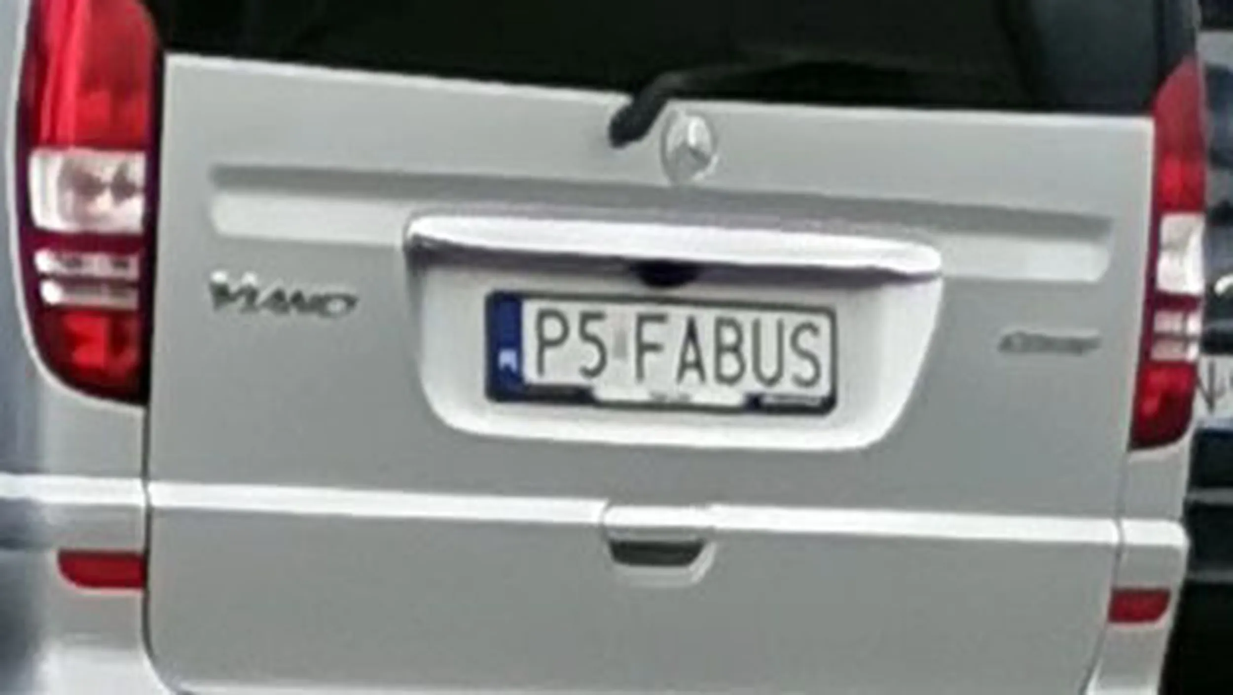 Fajny numer, blacha P5 FABUS