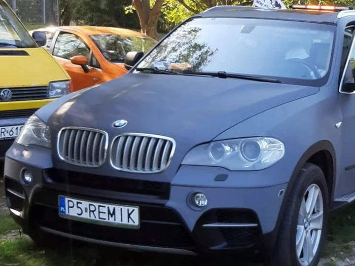 Fajny numer, blacha P5 REMIK