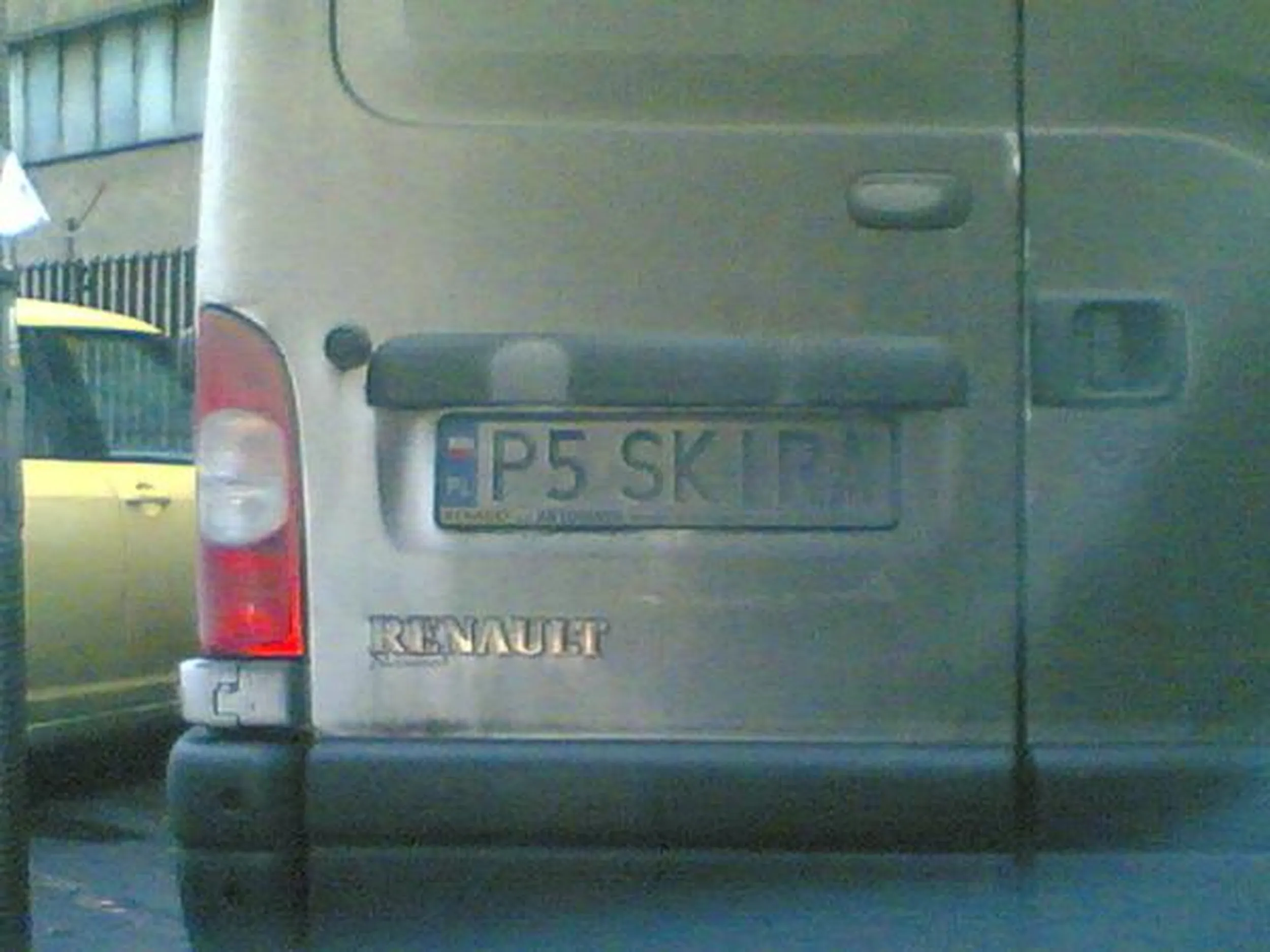 Fajny numer, blacha P5 SKIRA