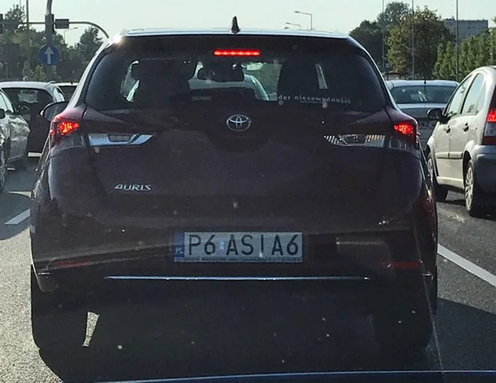 Fajny numer, blacha P6 ASIA6