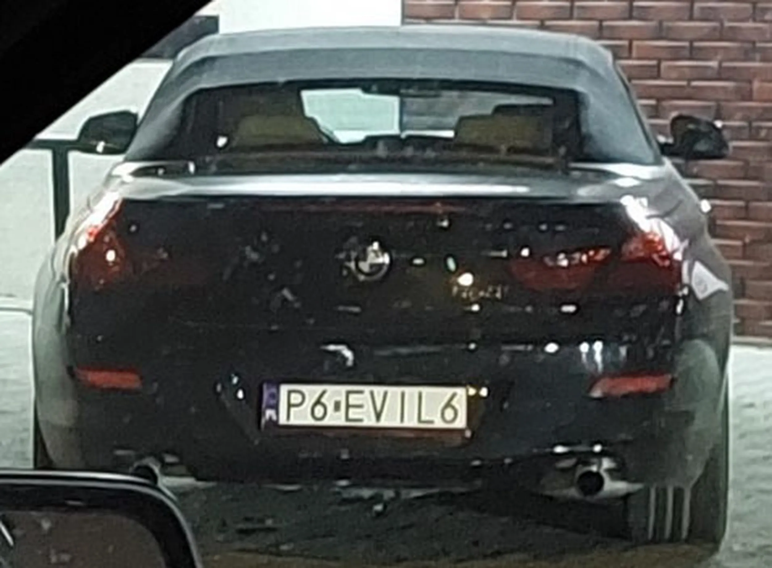 Fajny numer, blacha P6 EVIL6